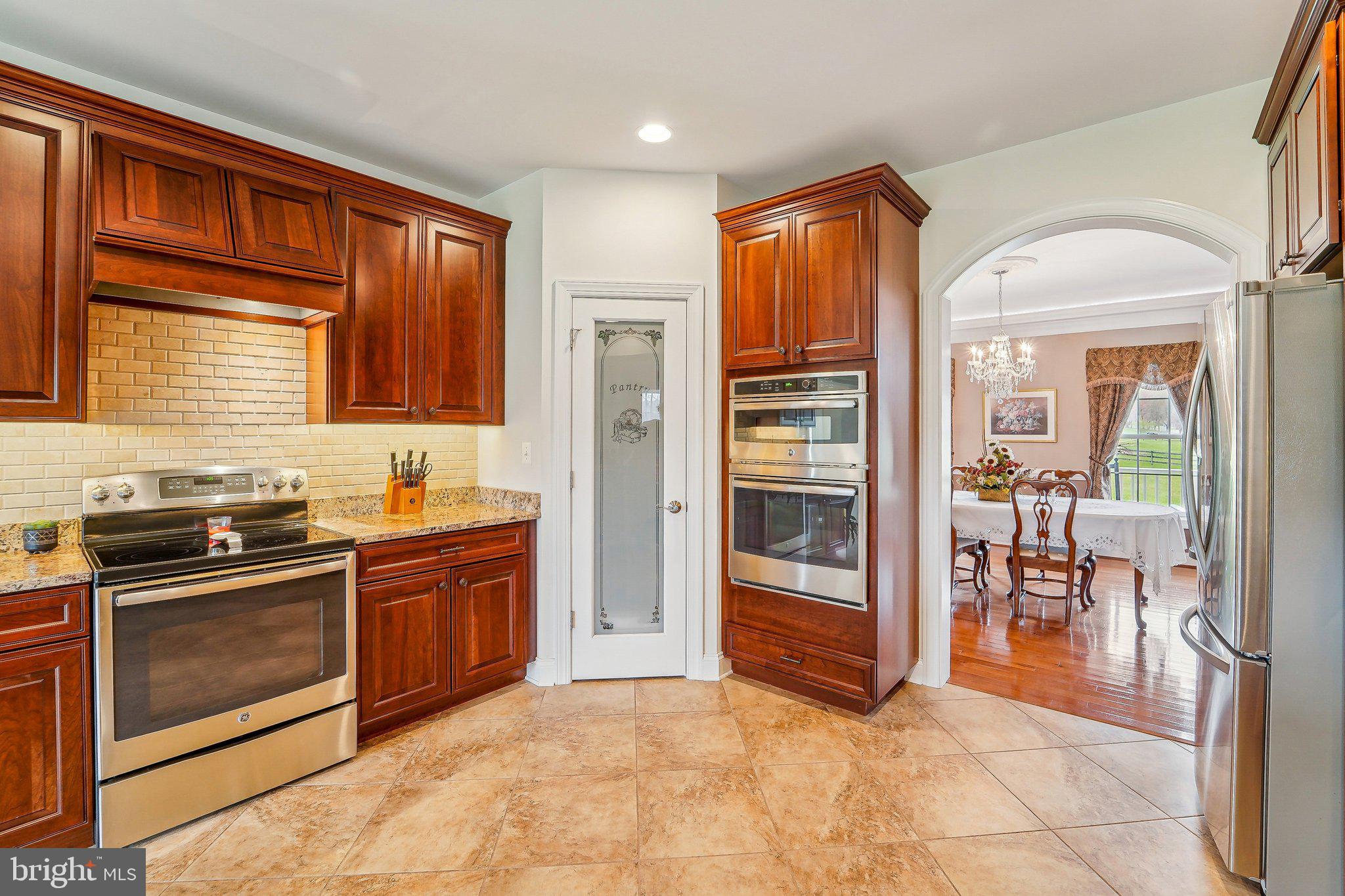 WEST FRIENDSHIP - Residential