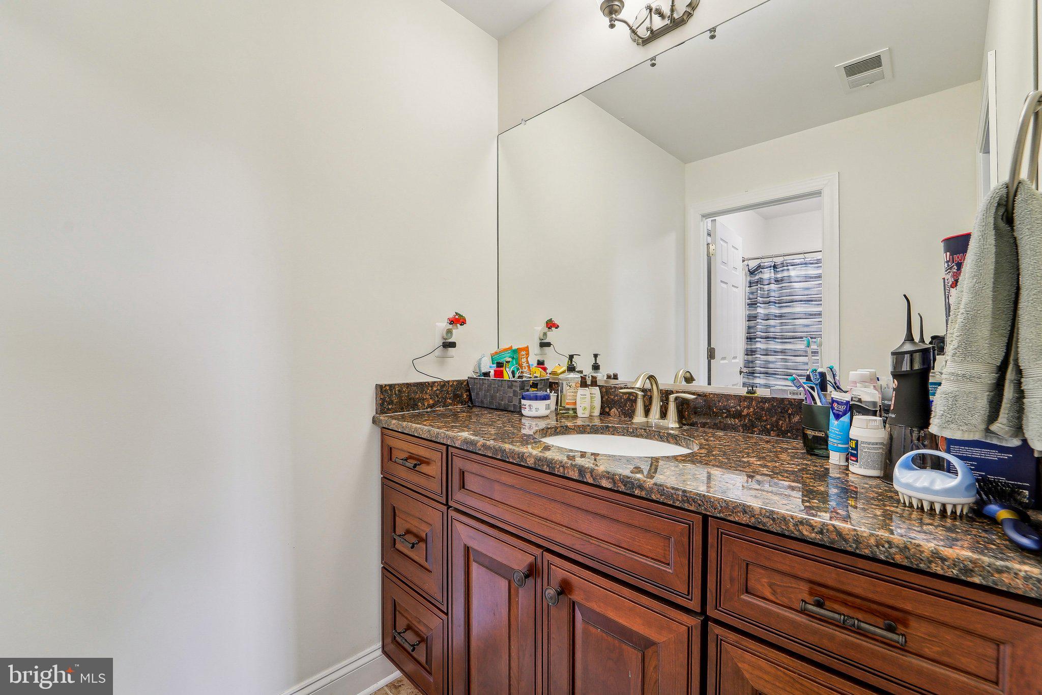 WEST FRIENDSHIP - Residential