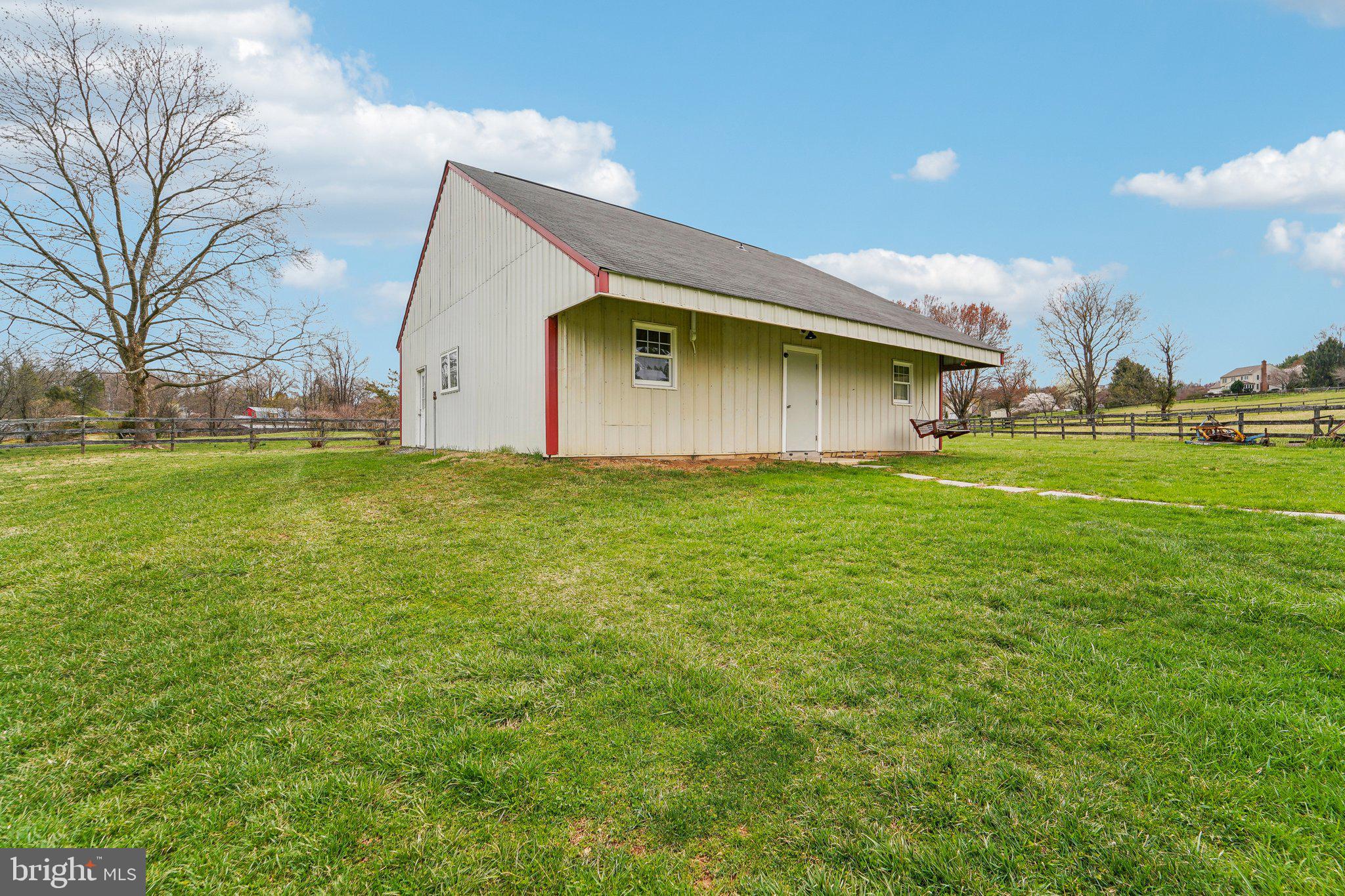 WEST FRIENDSHIP - Residential