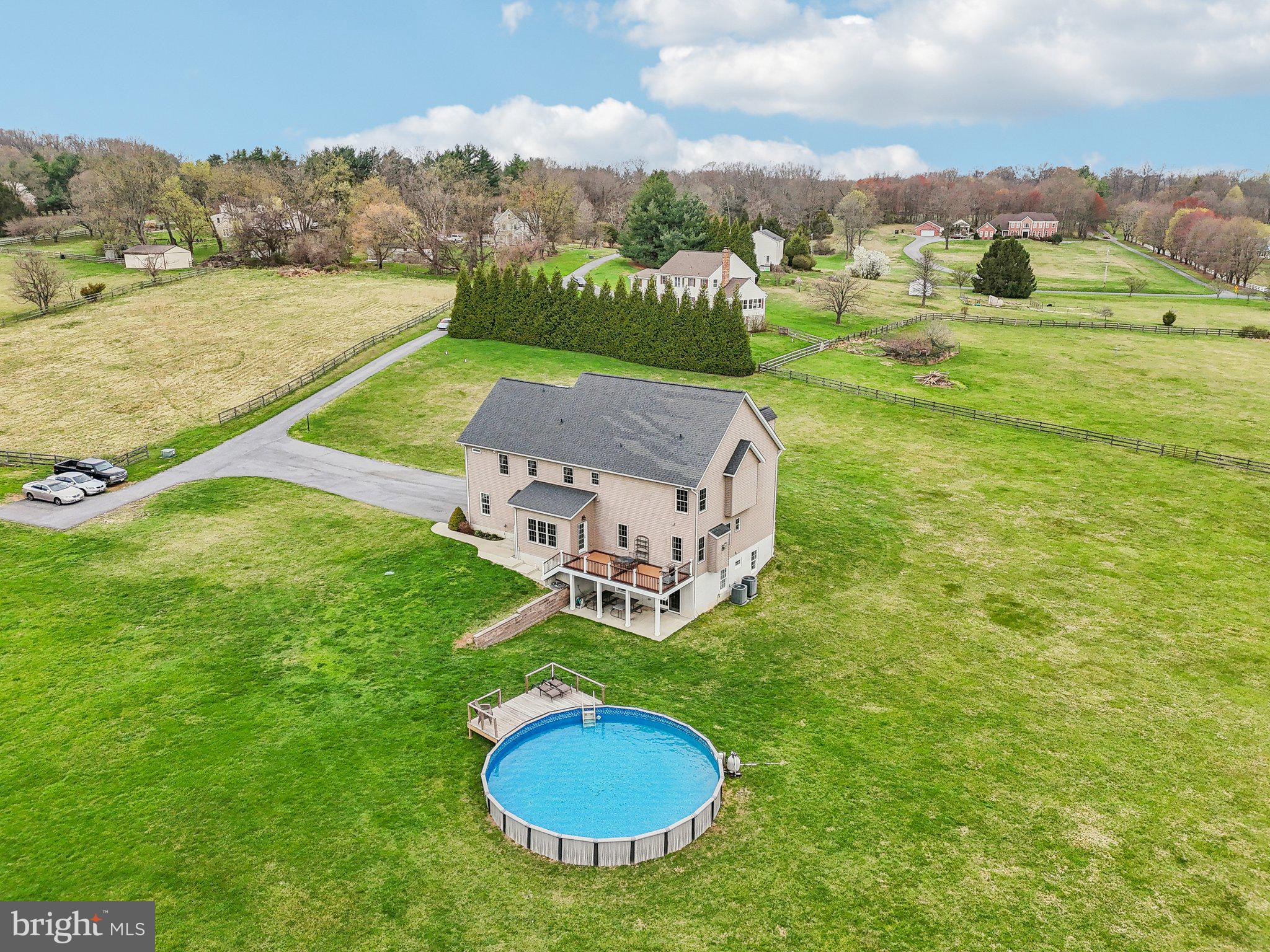 WEST FRIENDSHIP - Residential