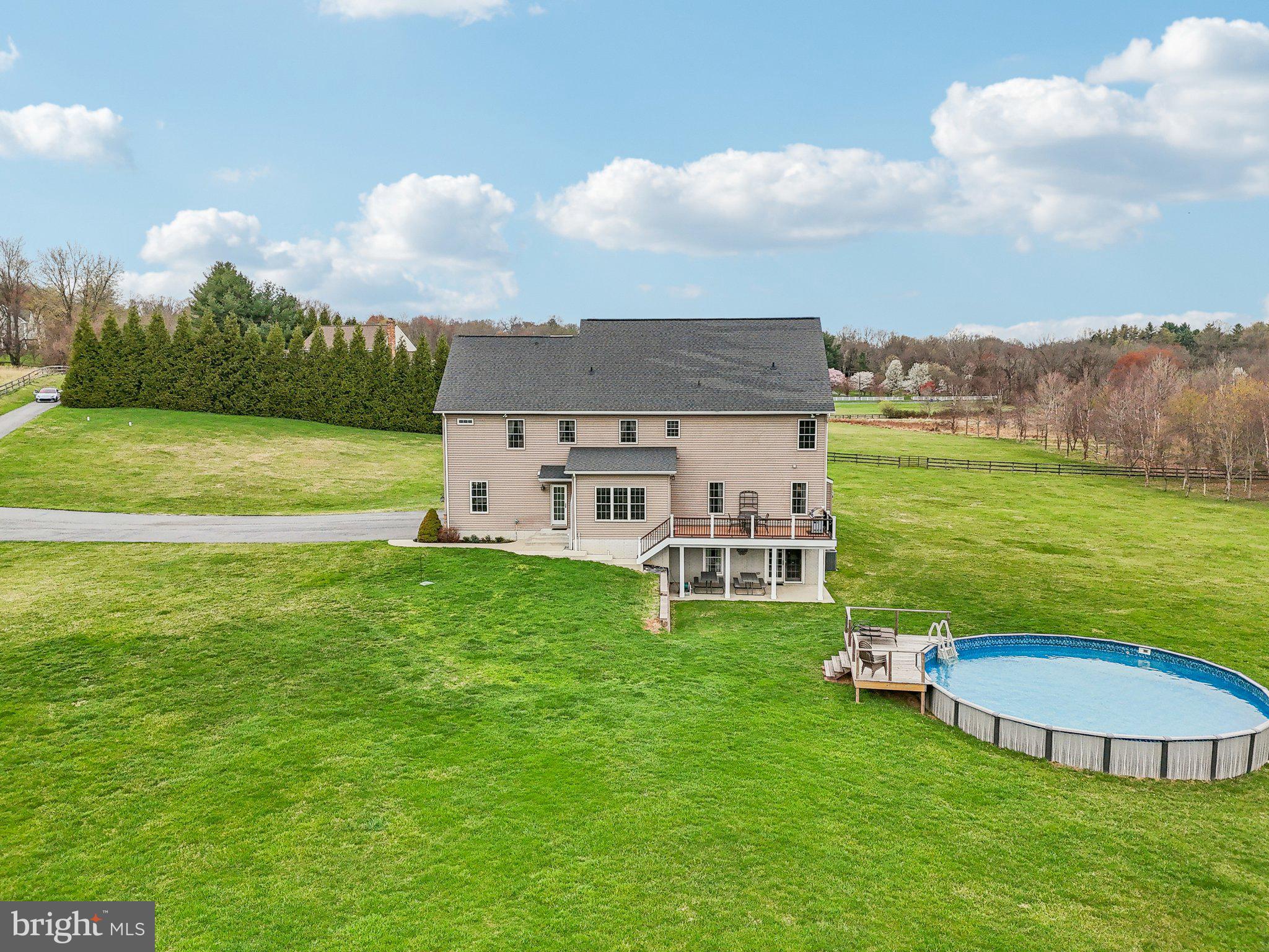 WEST FRIENDSHIP - Residential