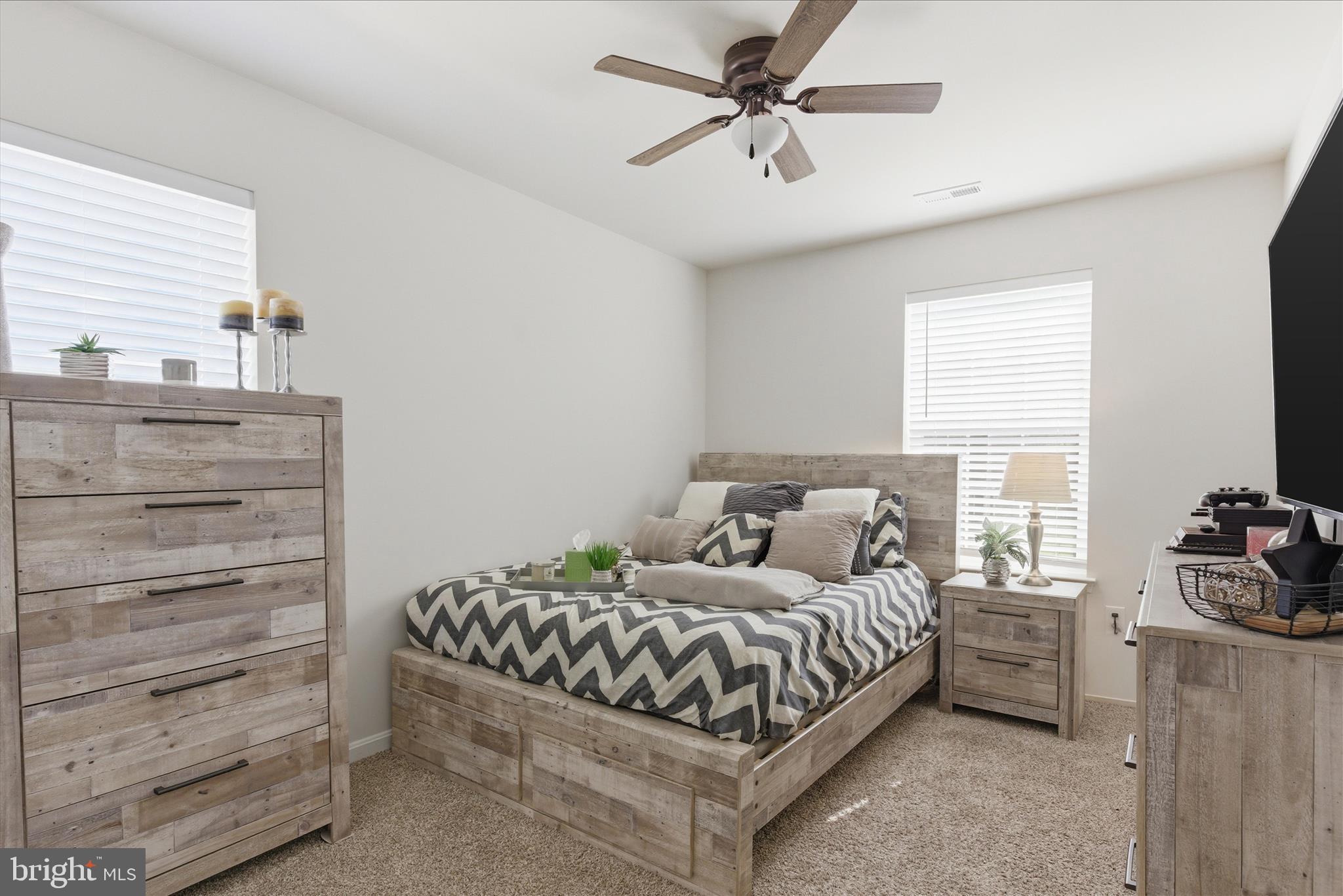 PINEGROVE - Residential