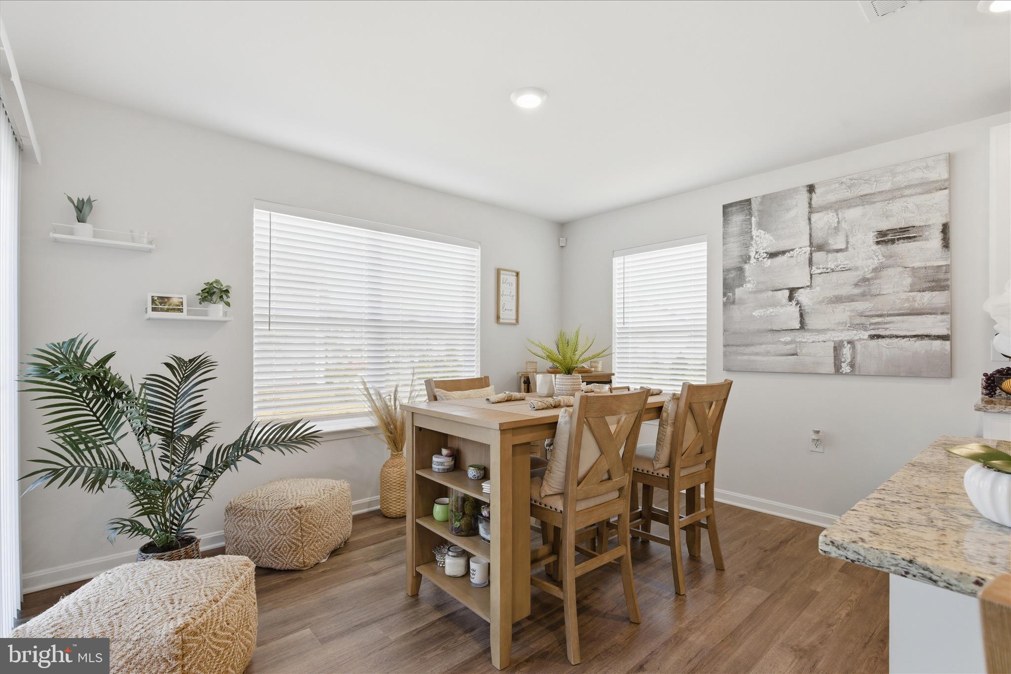 PINEGROVE - Residential