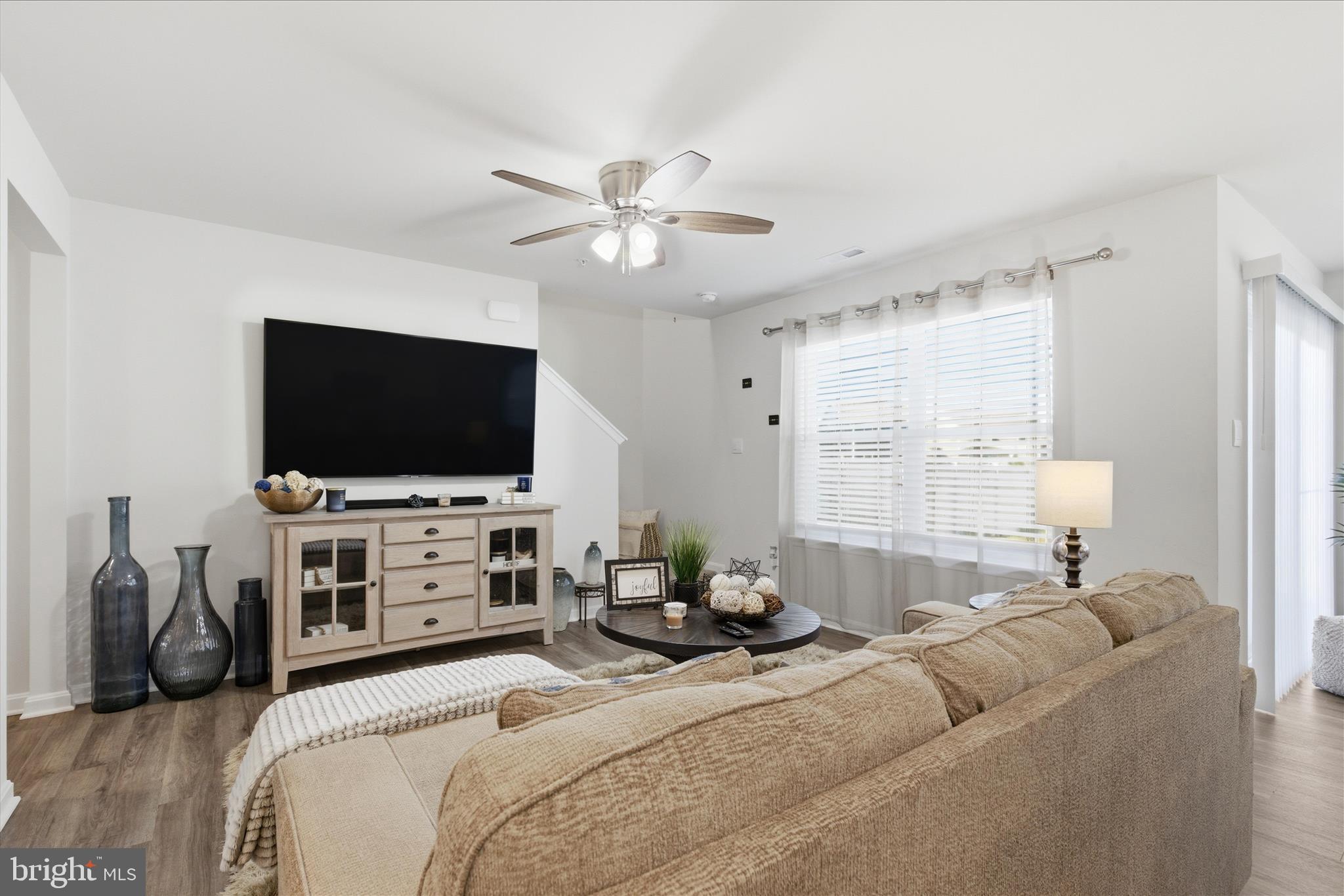 PINEGROVE - Residential