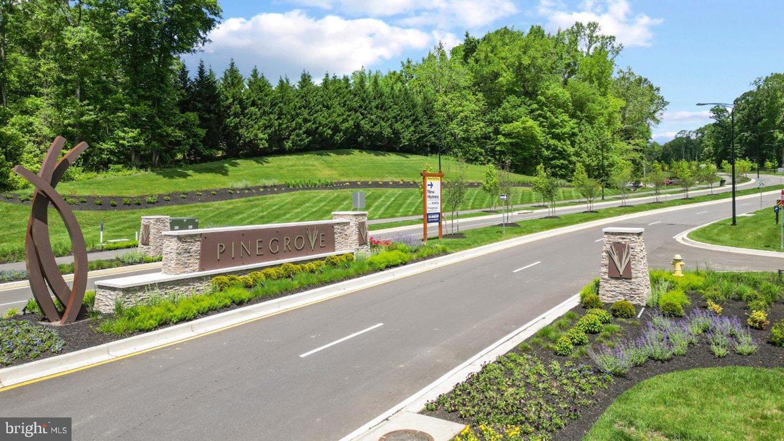 PINEGROVE - Residential