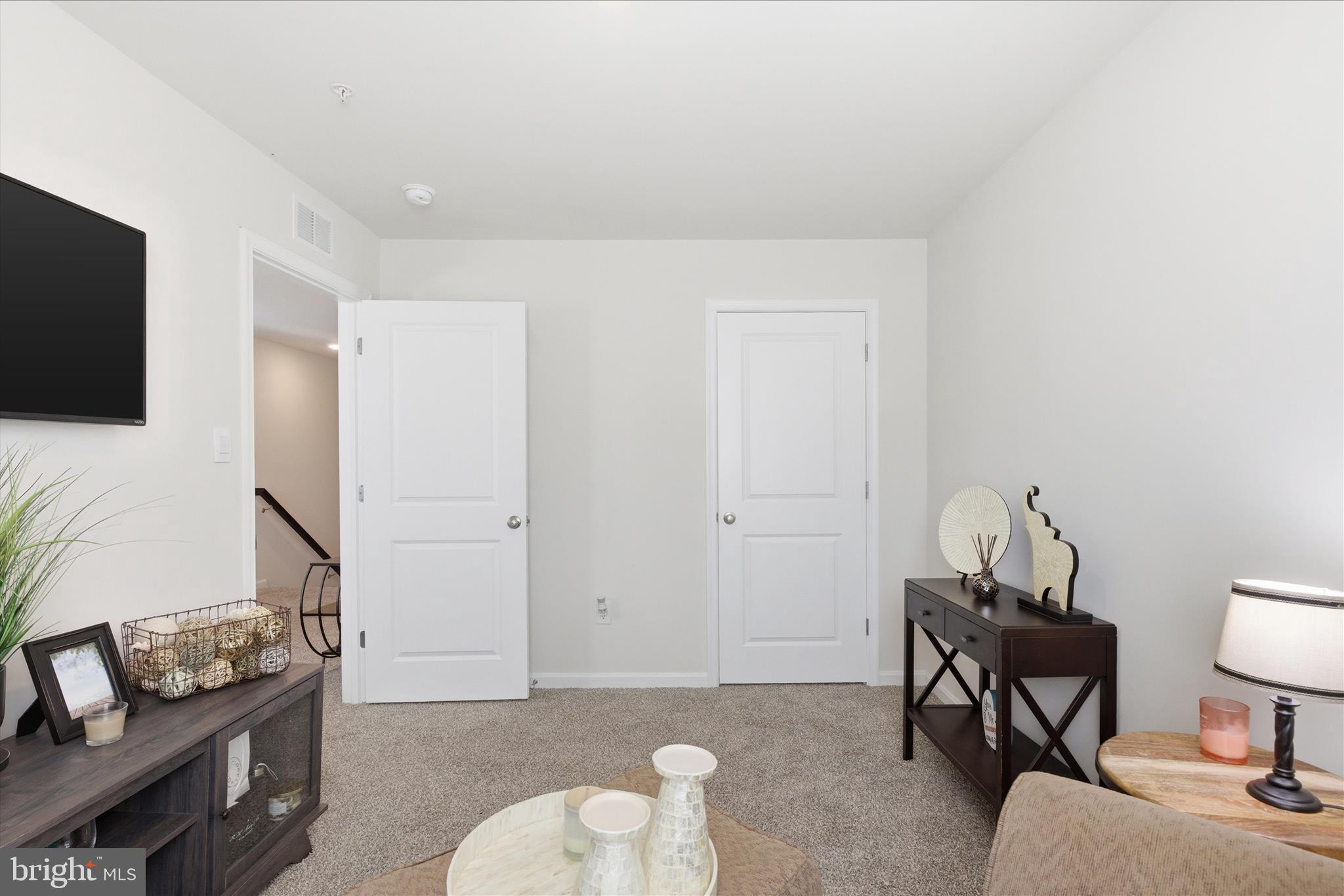 PINEGROVE - Residential