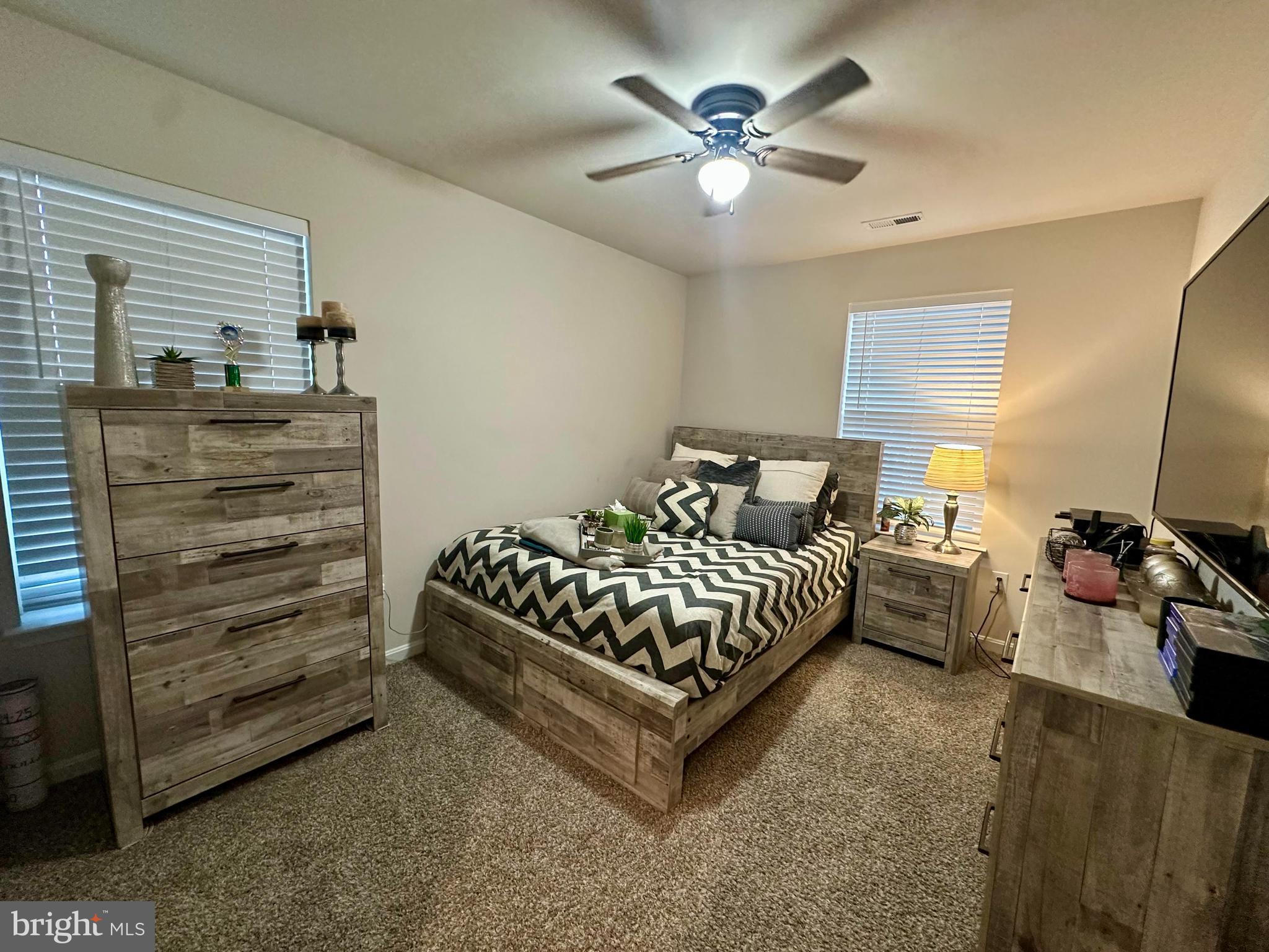 PINEGROVE - Residential