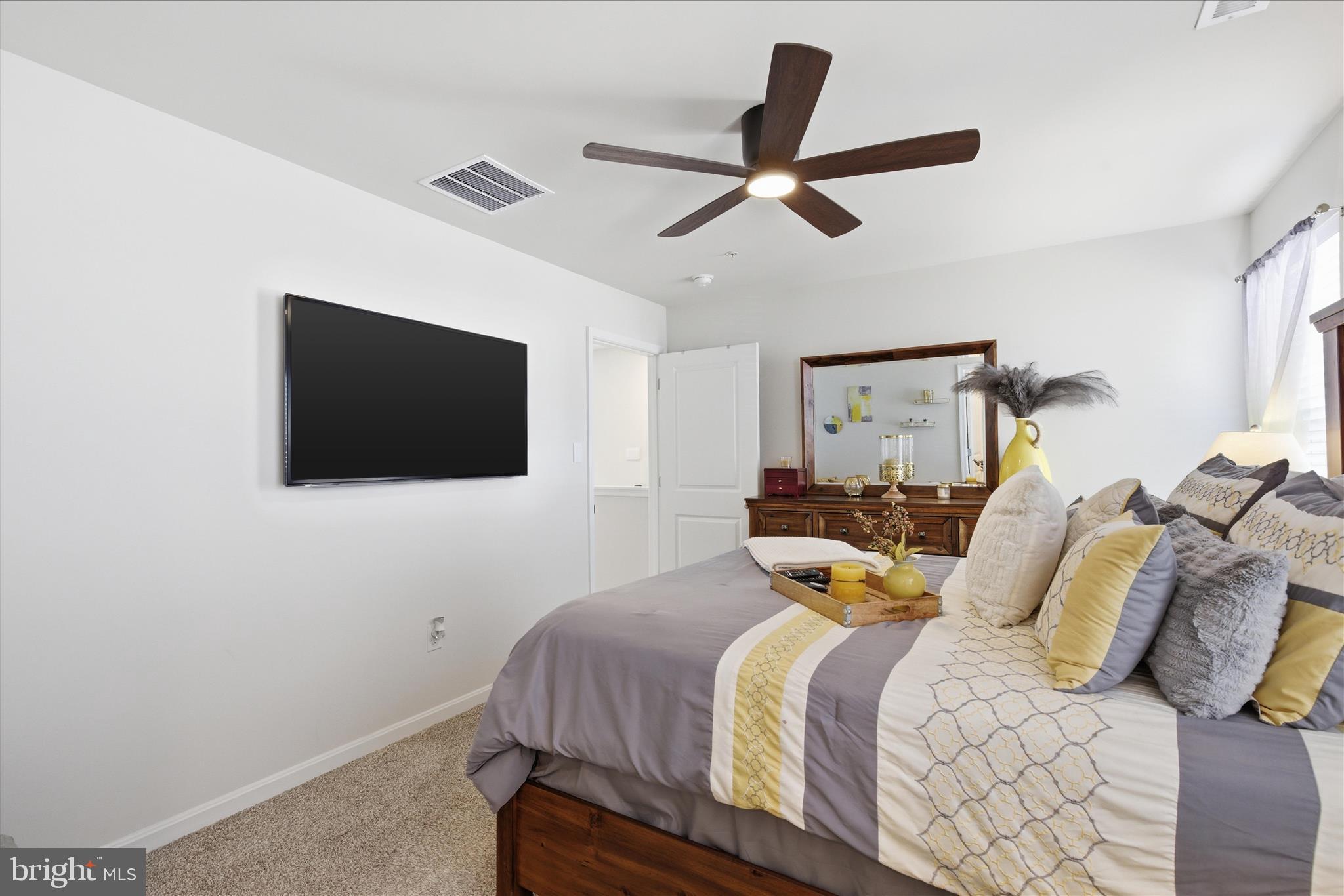 PINEGROVE - Residential