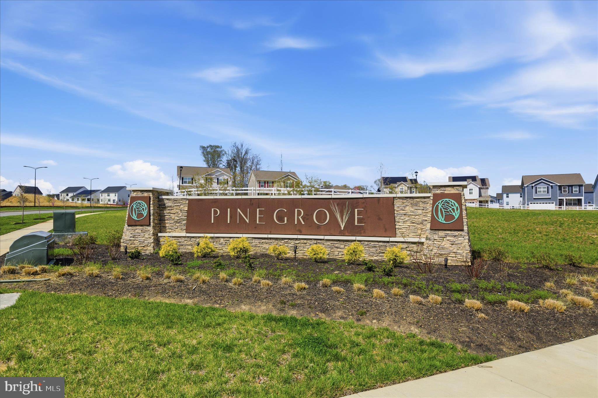 PINEGROVE - Residential