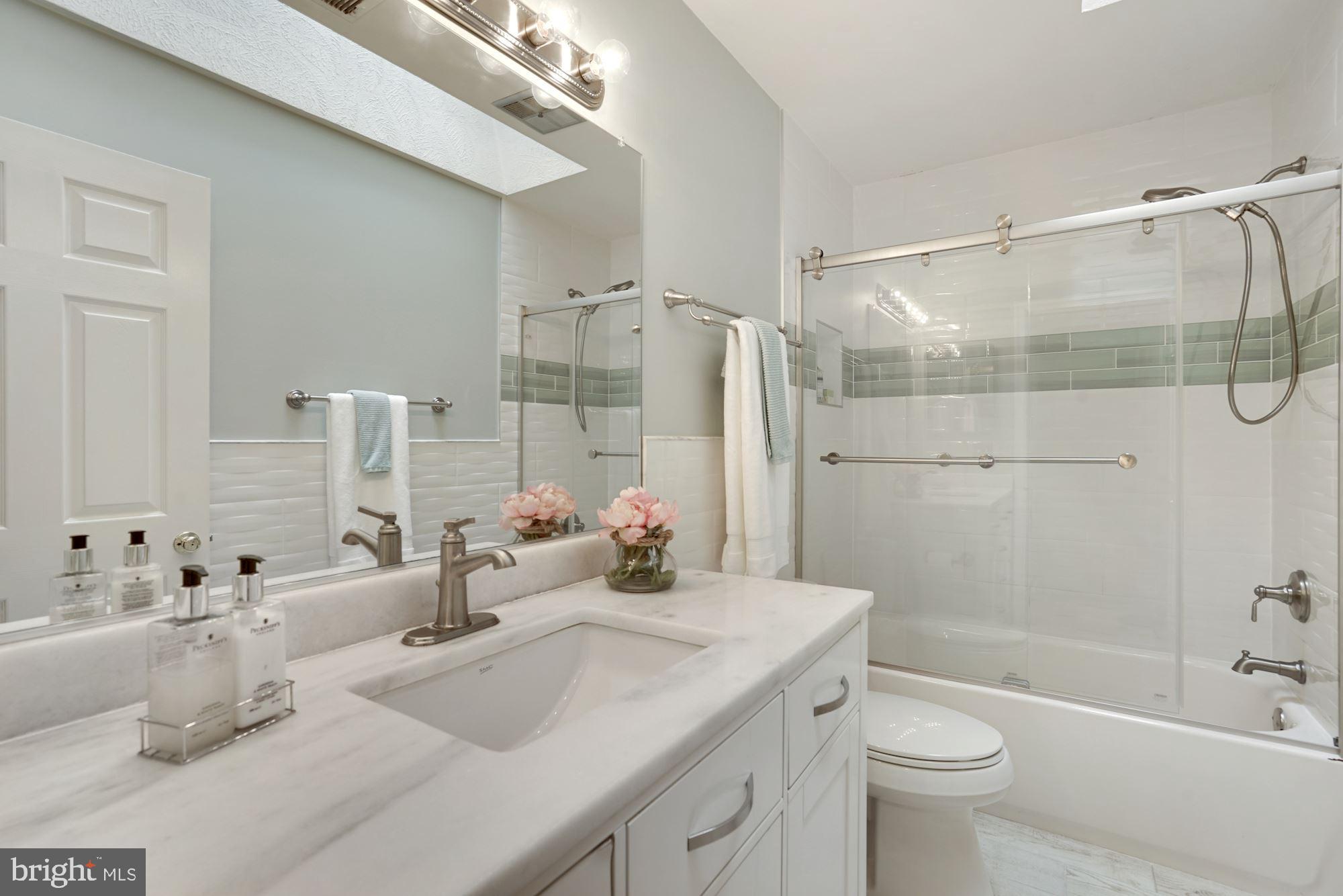 RIVER FALLS - Residential