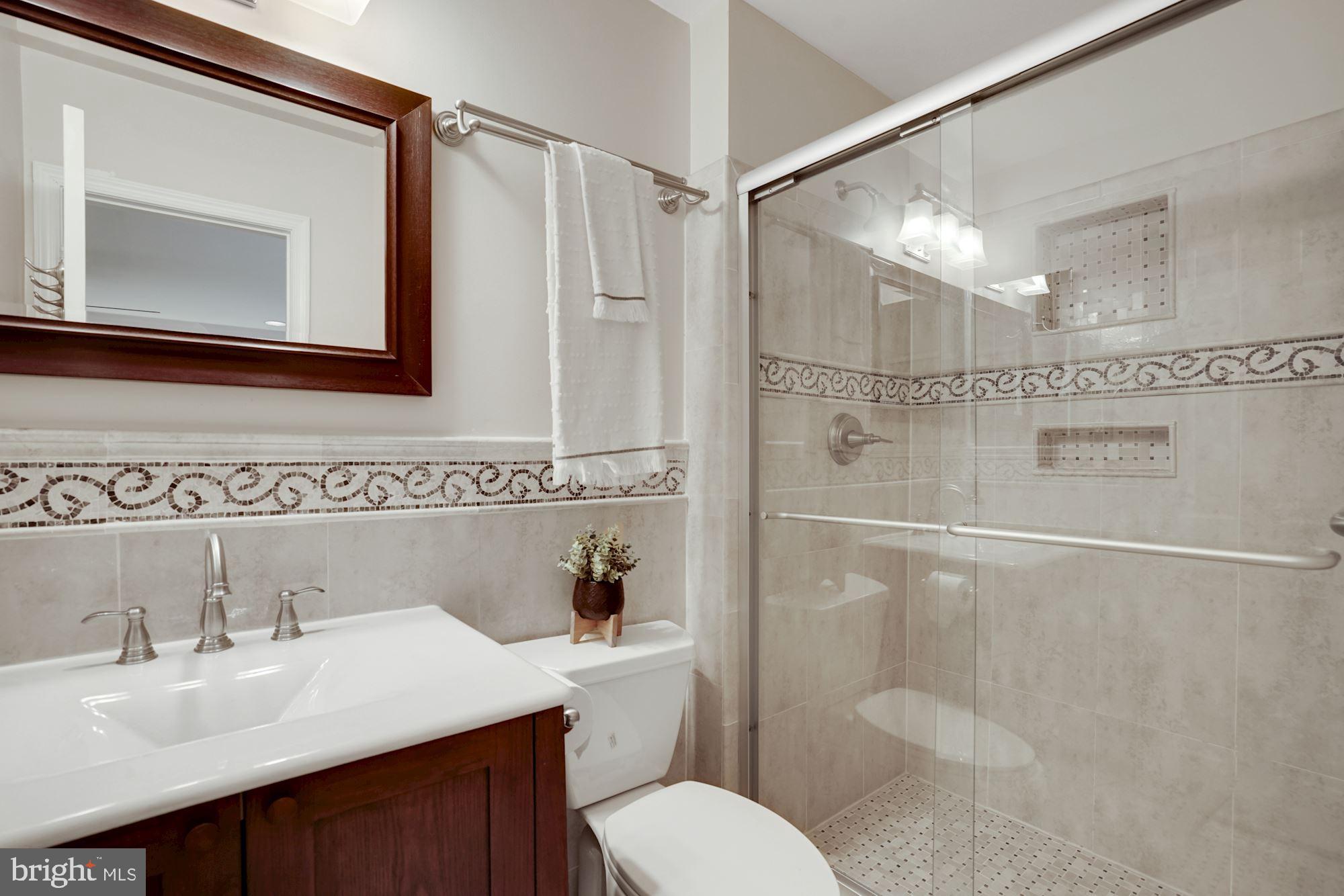 RIVER FALLS - Residential