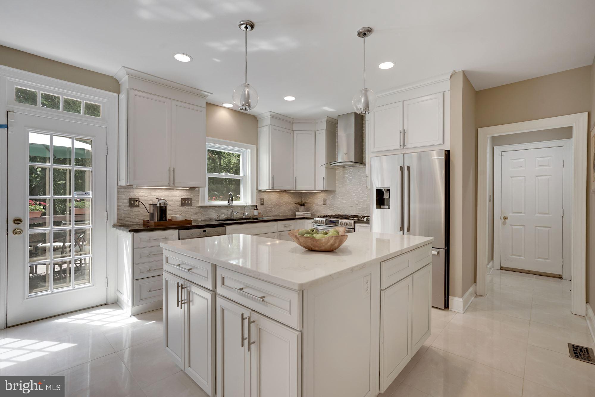 RIVER FALLS - Residential