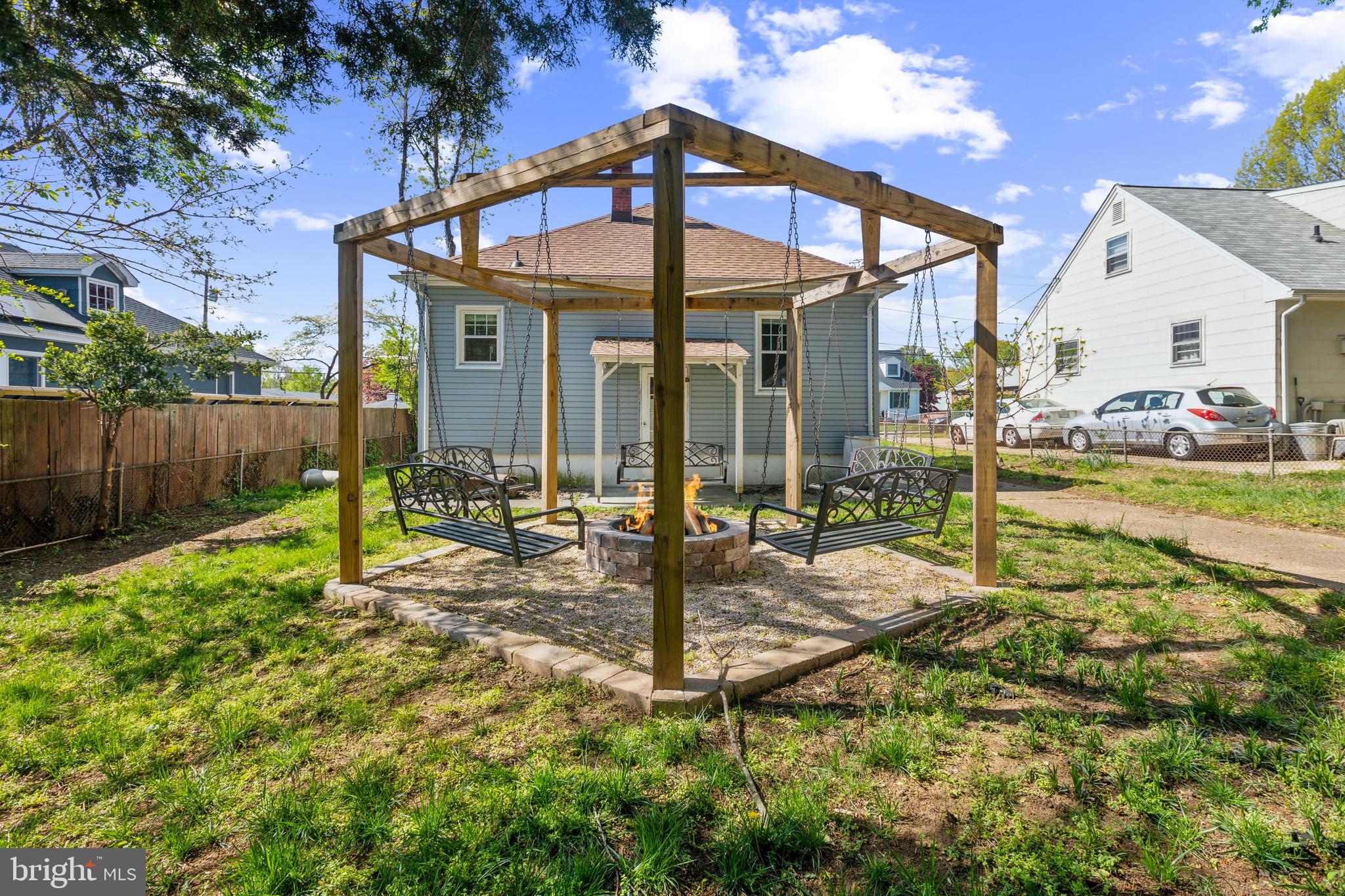 EASTPORT - Residential