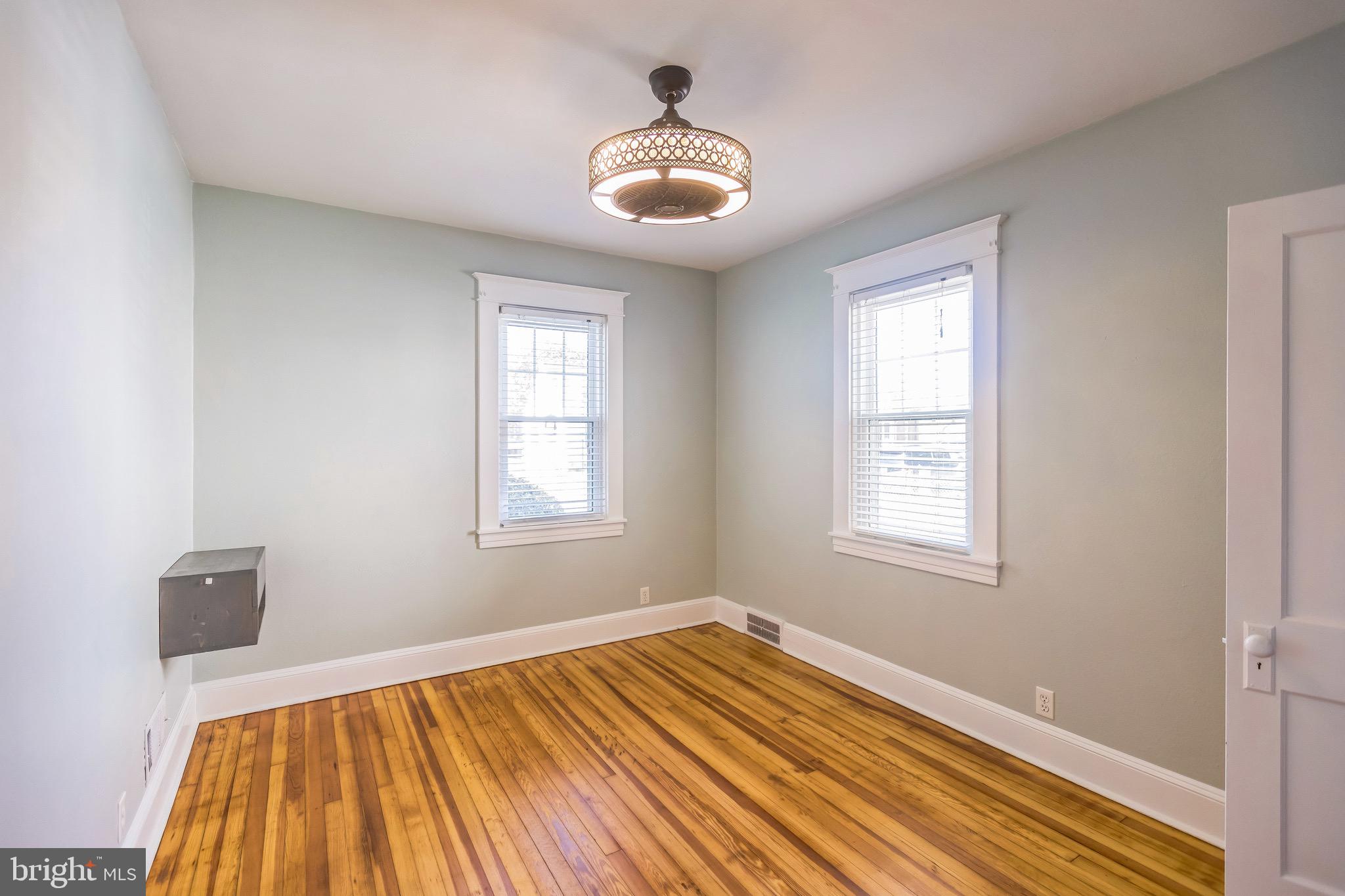 EASTPORT - Residential