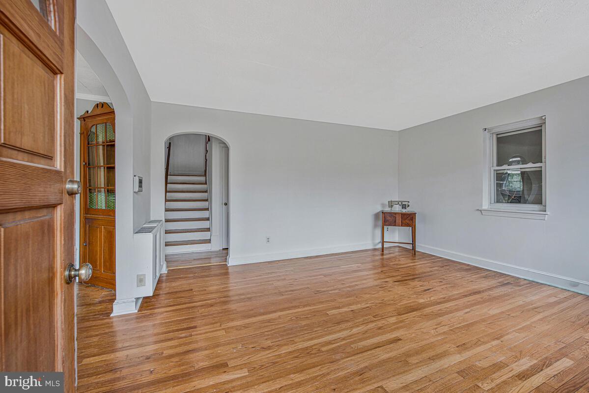 NORTH FORESTVILLE - Residential