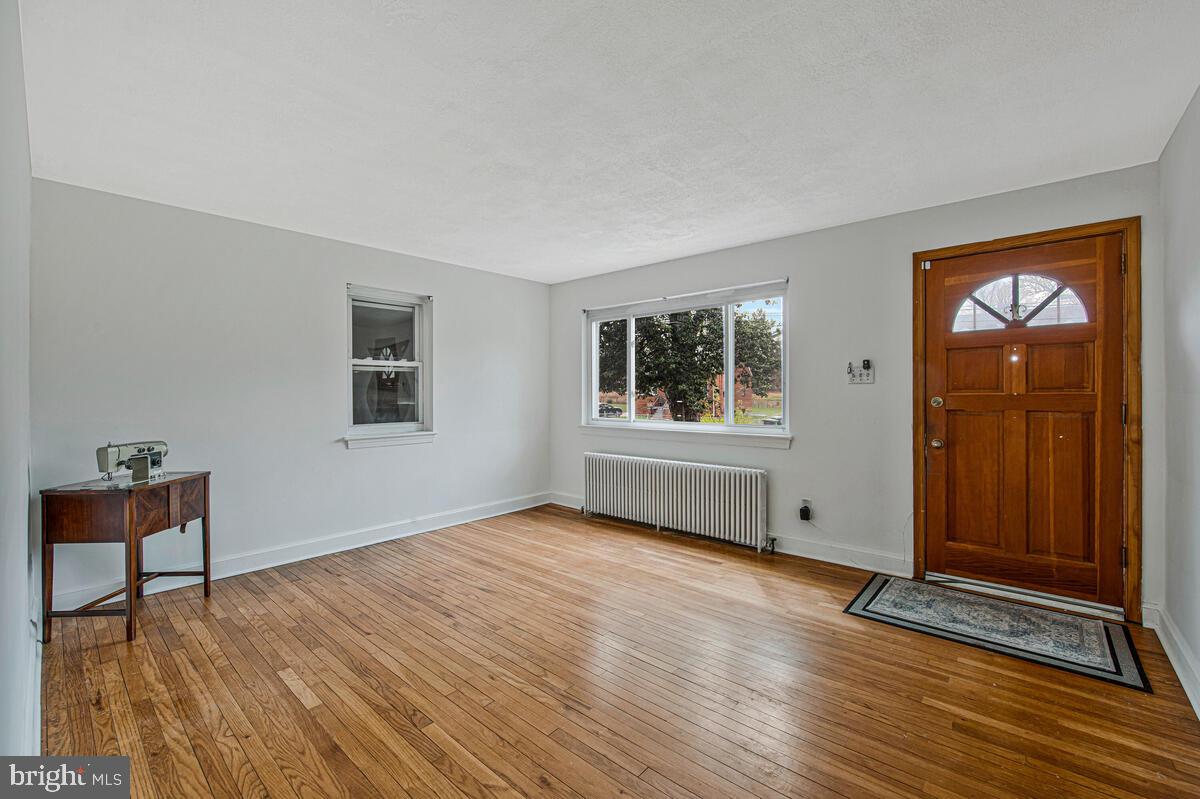 NORTH FORESTVILLE - Residential