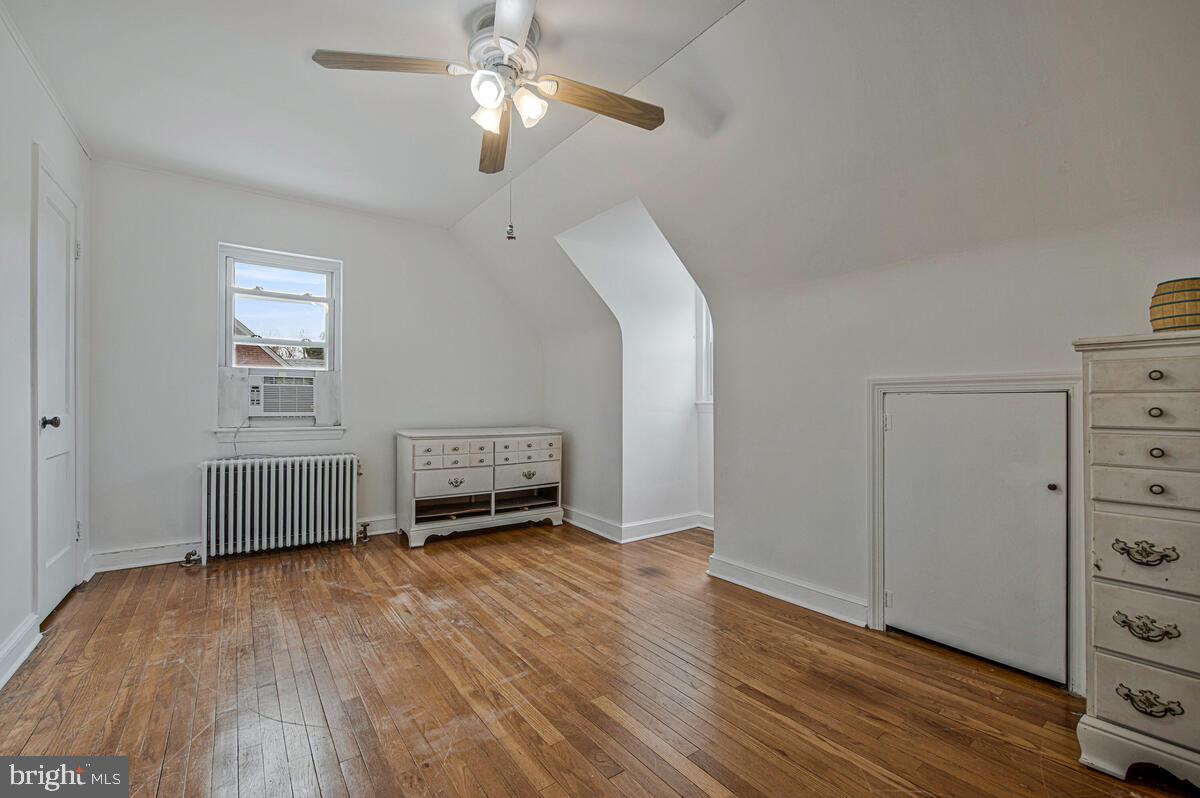 NORTH FORESTVILLE - Residential