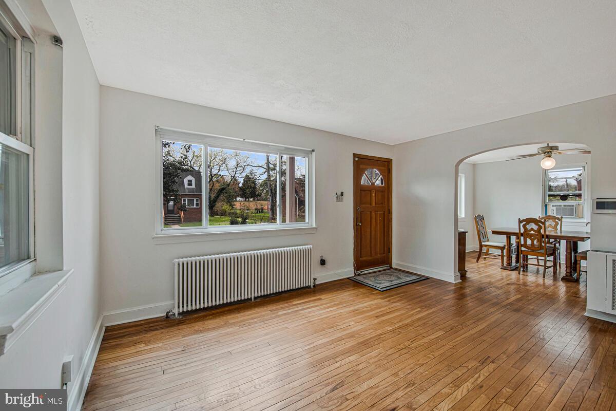 NORTH FORESTVILLE - Residential