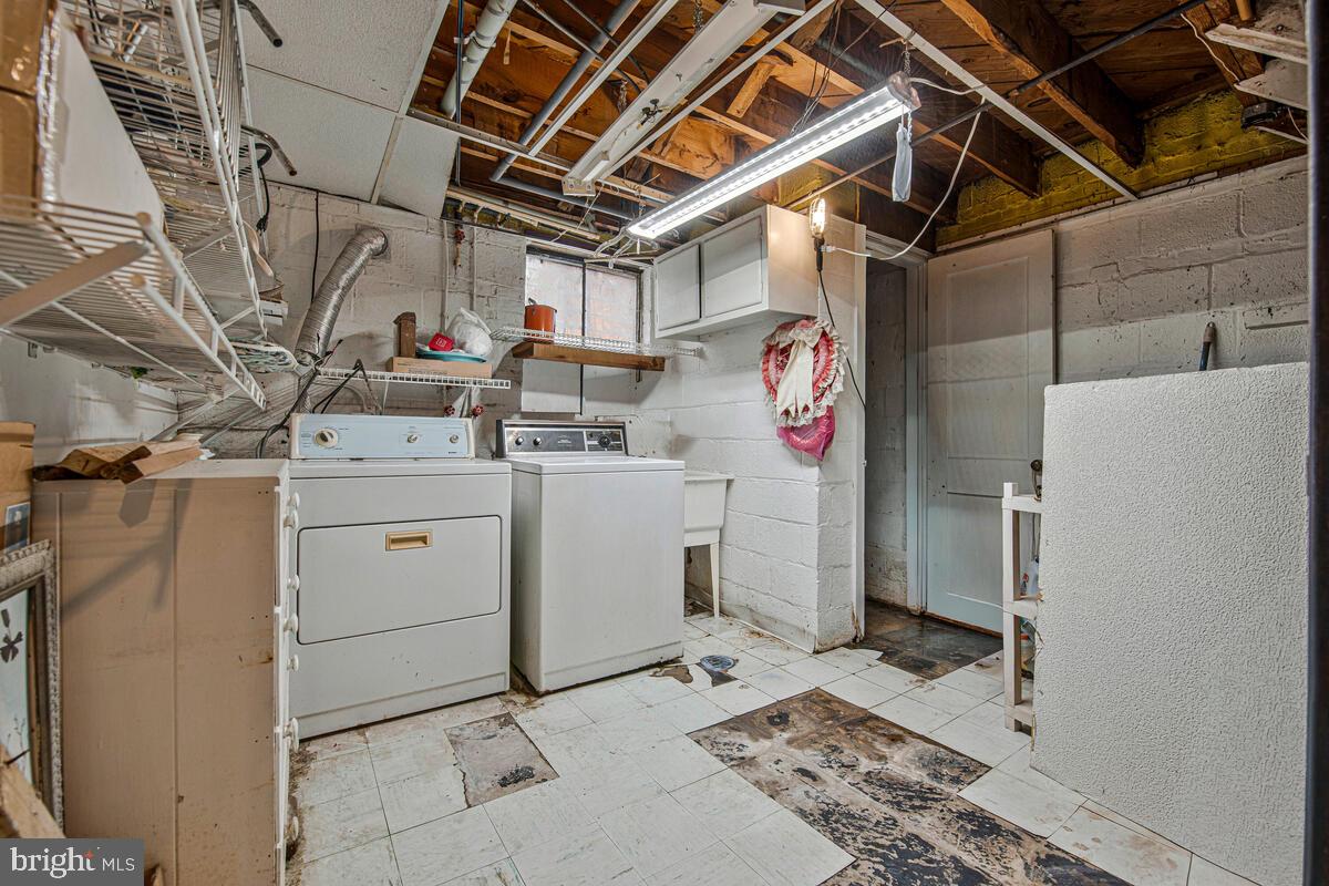 NORTH FORESTVILLE - Residential