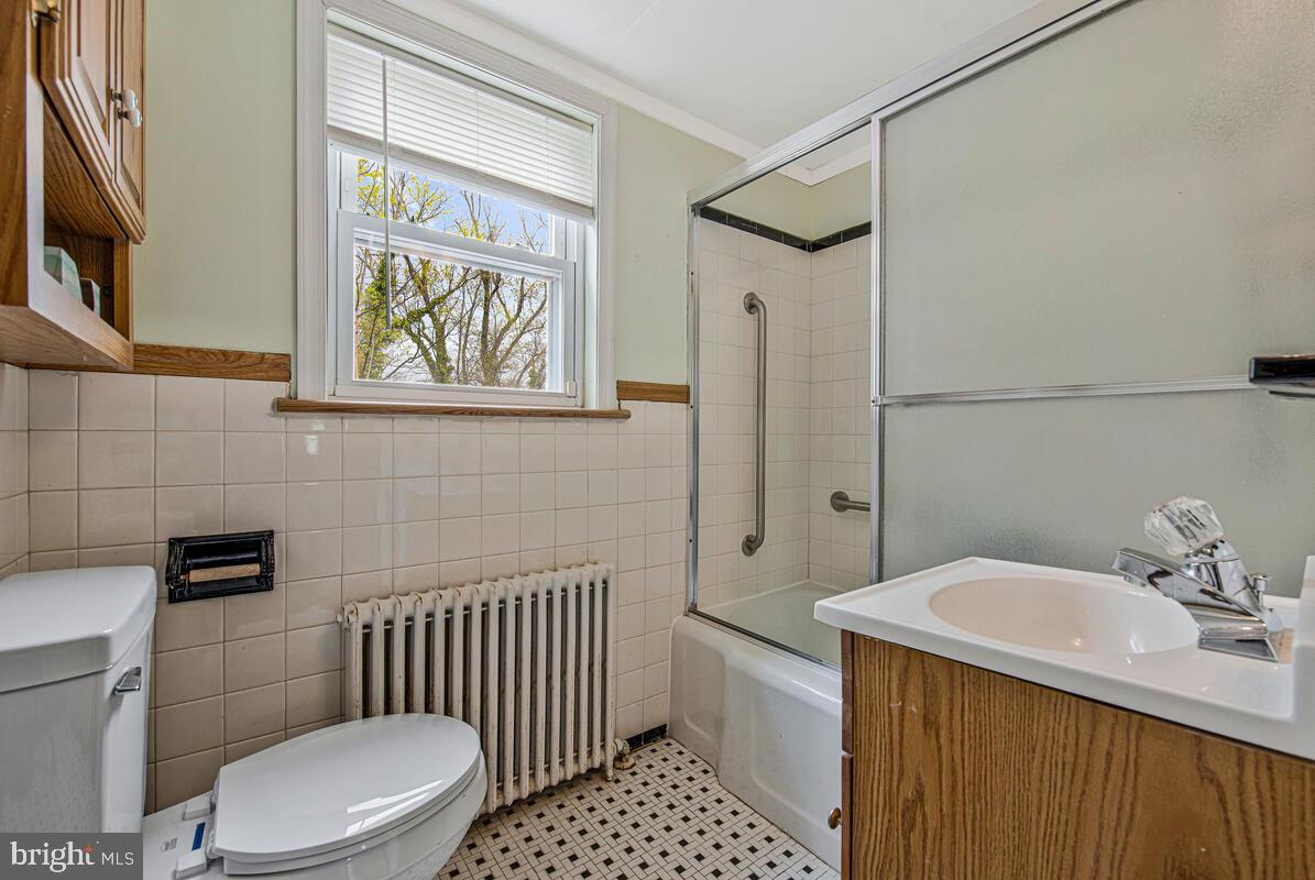 NORTH FORESTVILLE - Residential