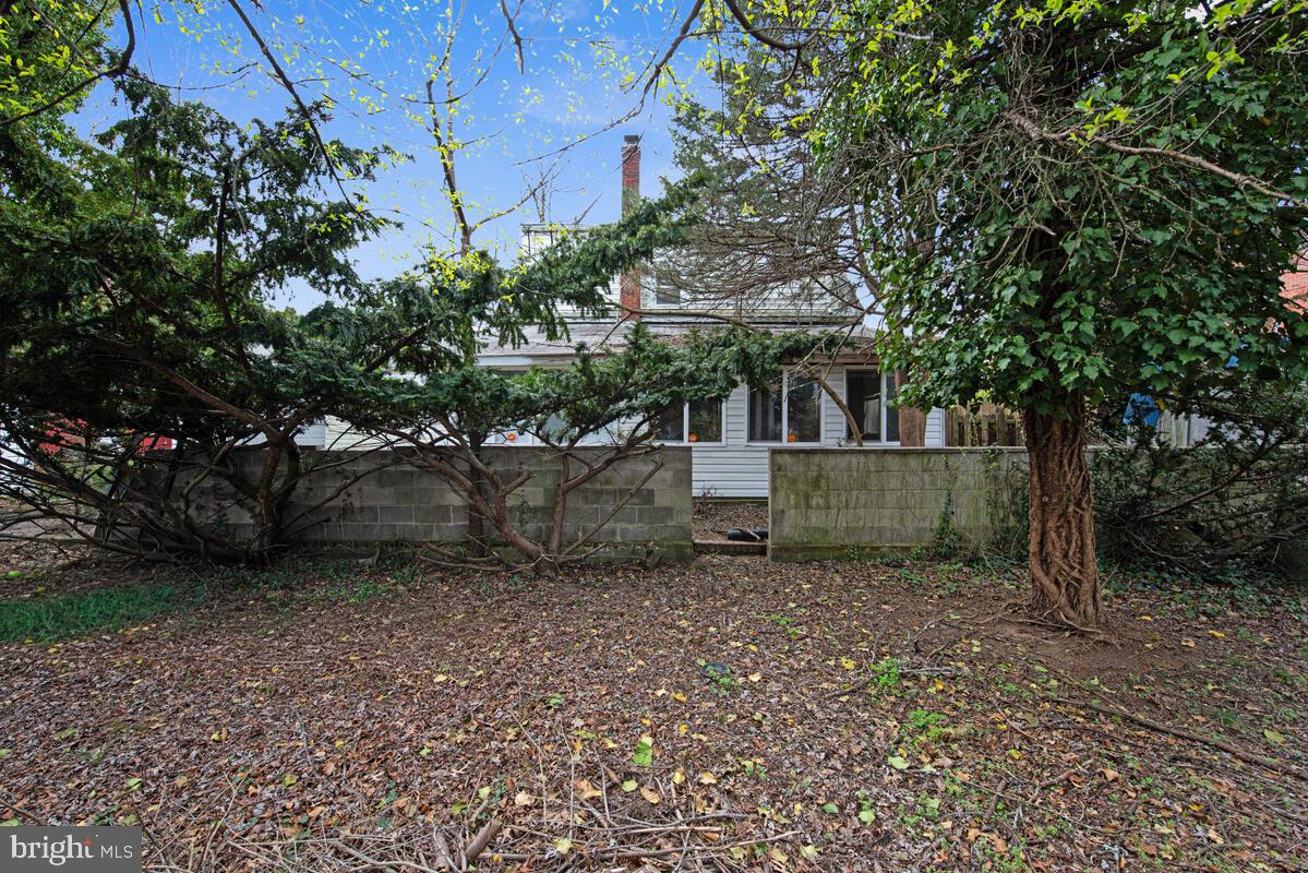 NORTH FORESTVILLE - Residential