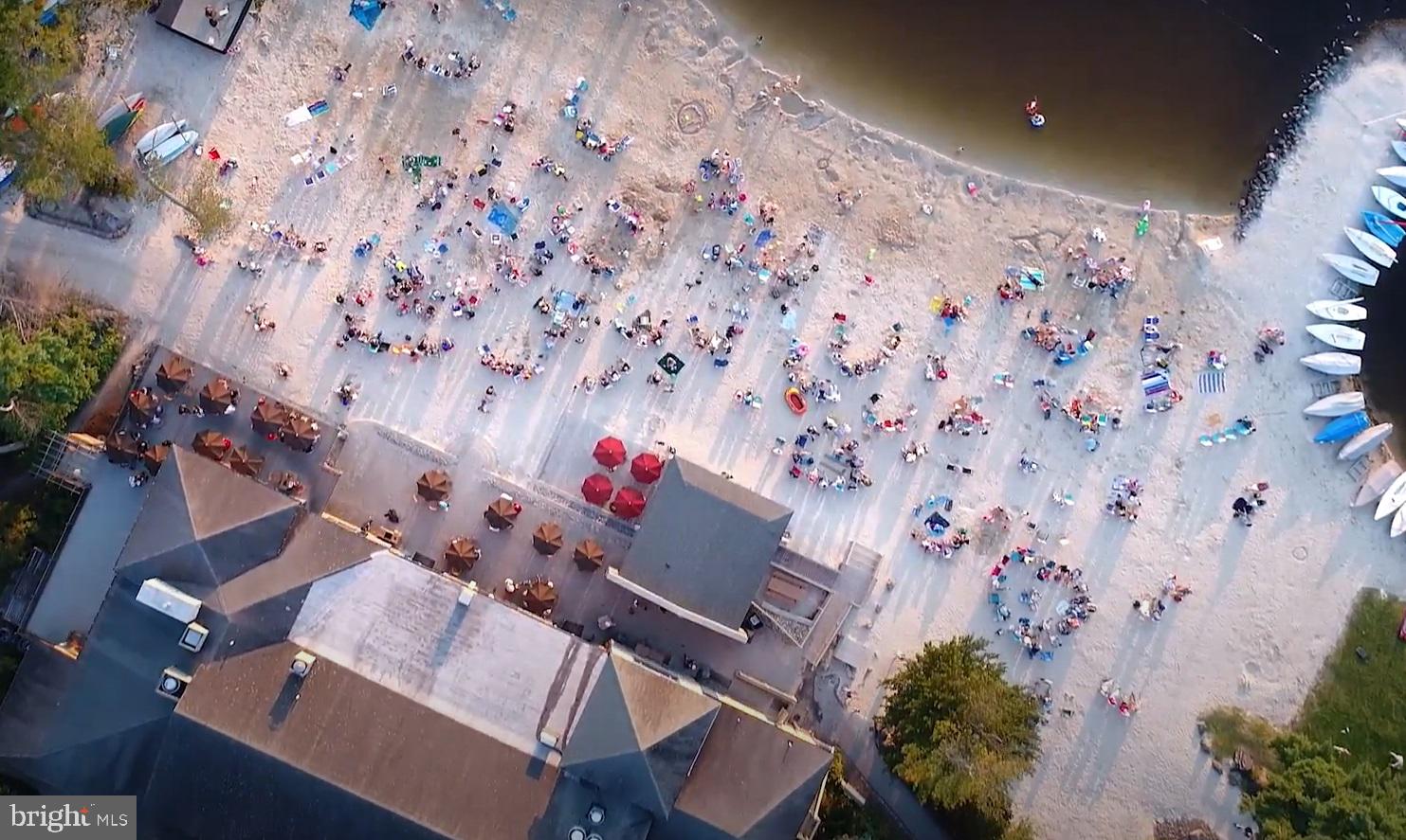 LAKE NAOMI - Residential