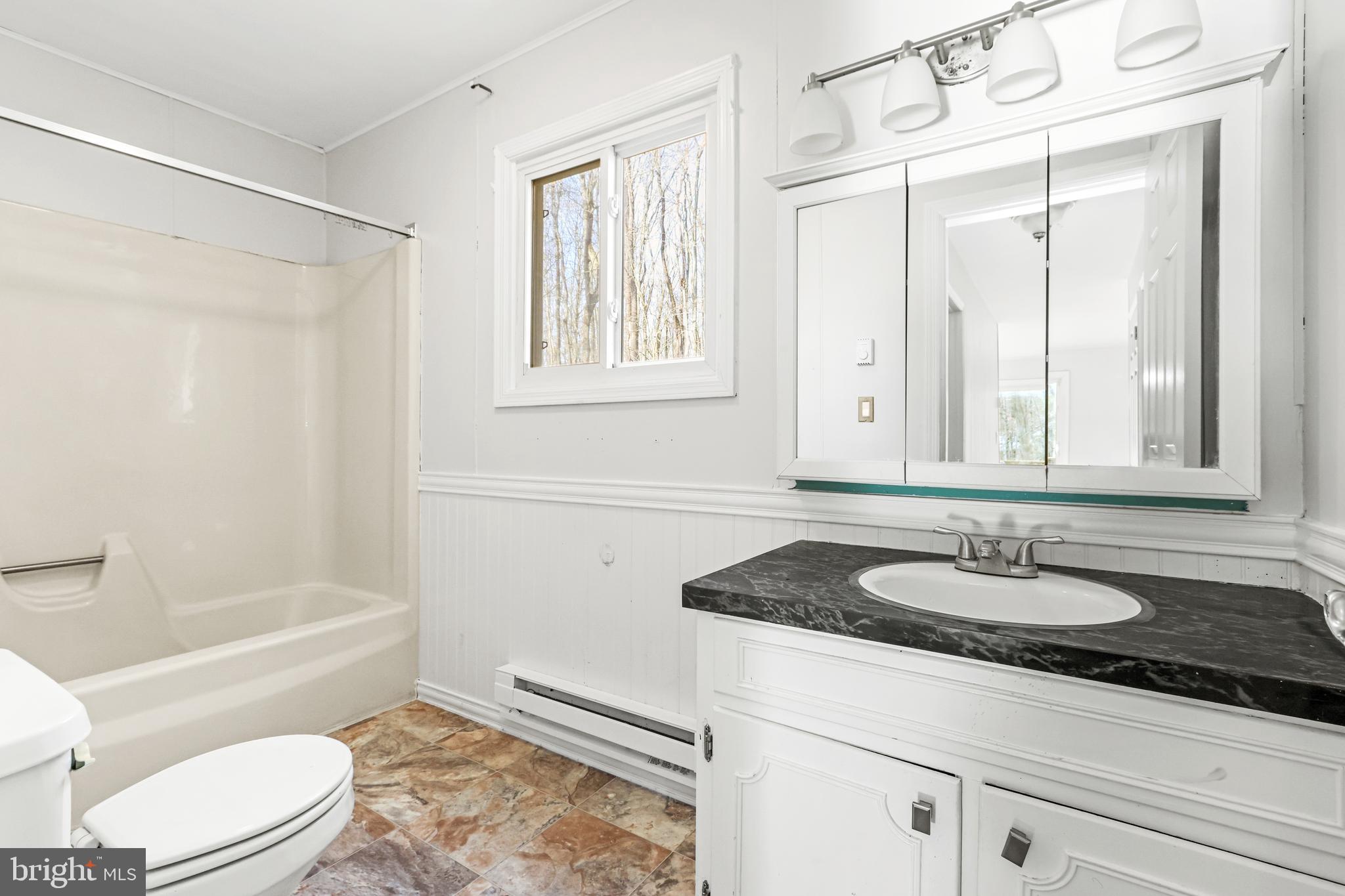 LAKE NAOMI - Residential