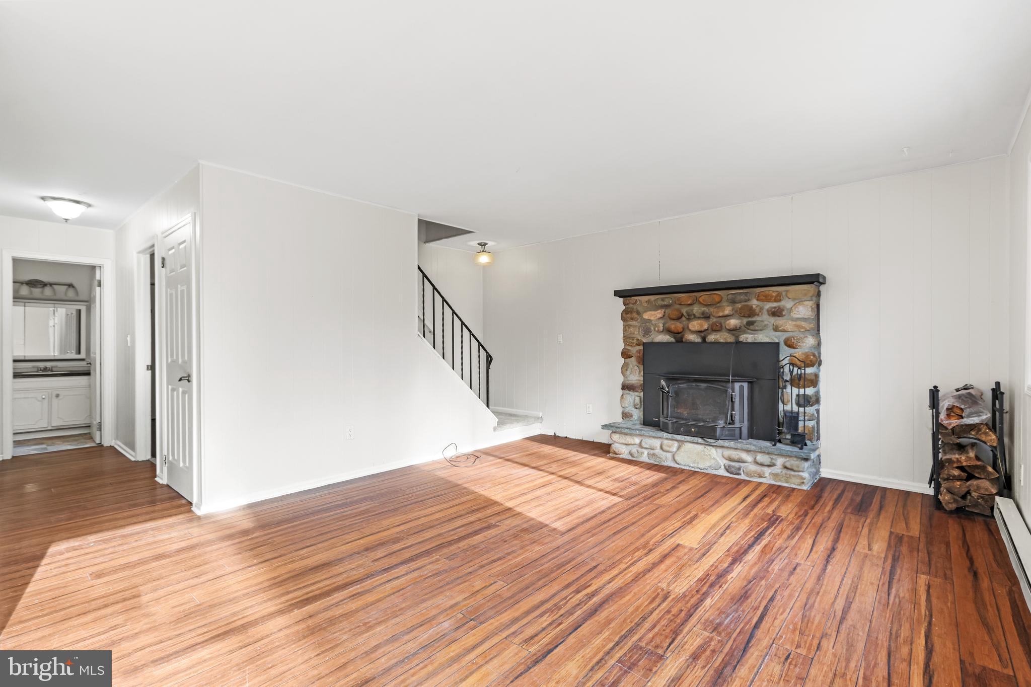 LAKE NAOMI - Residential