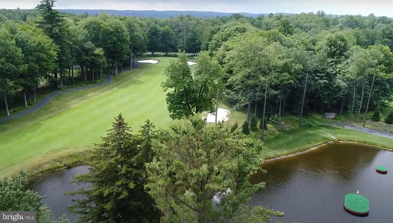 LAKE NAOMI - Residential