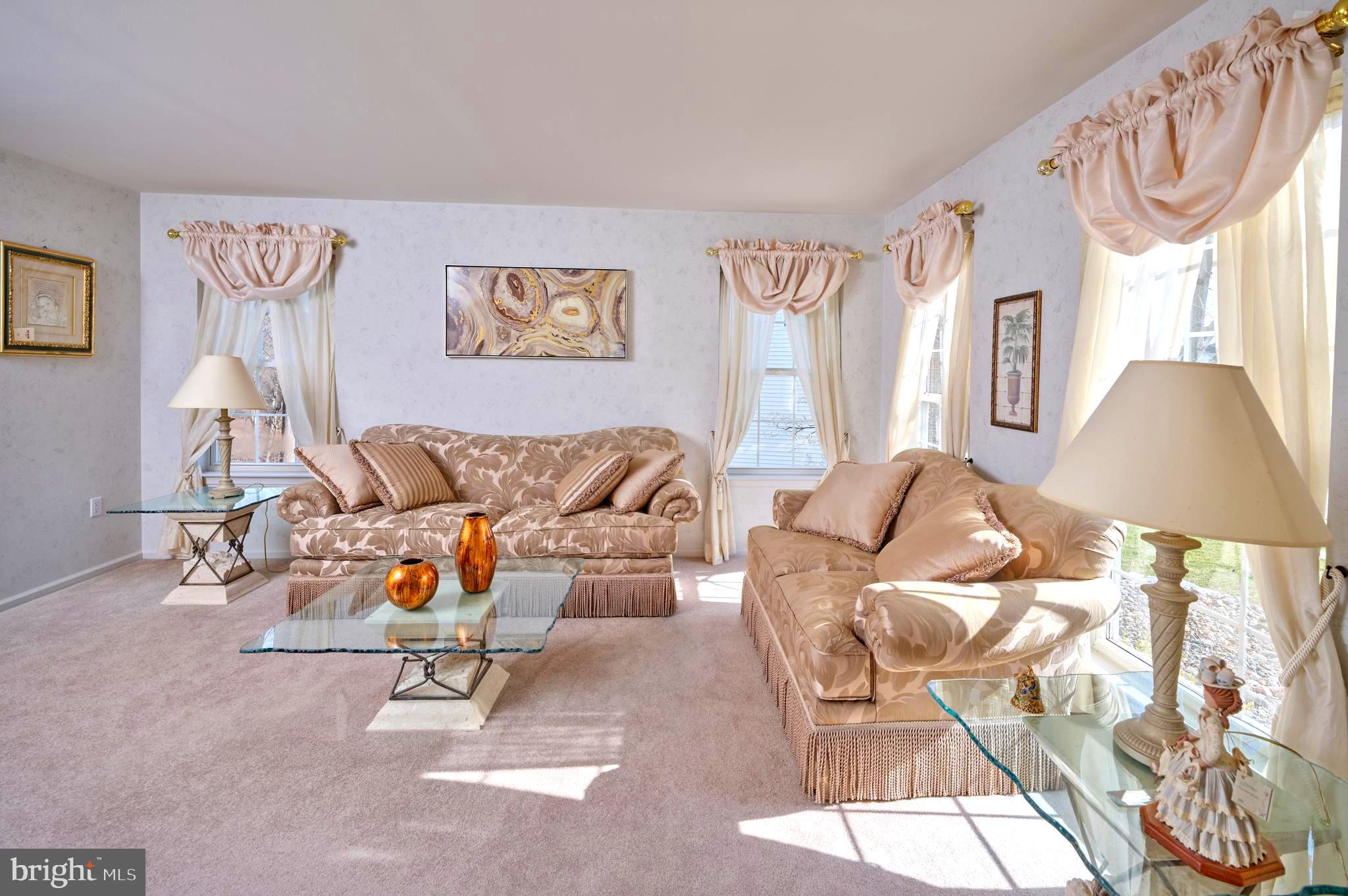 IDLEWOOD - Residential