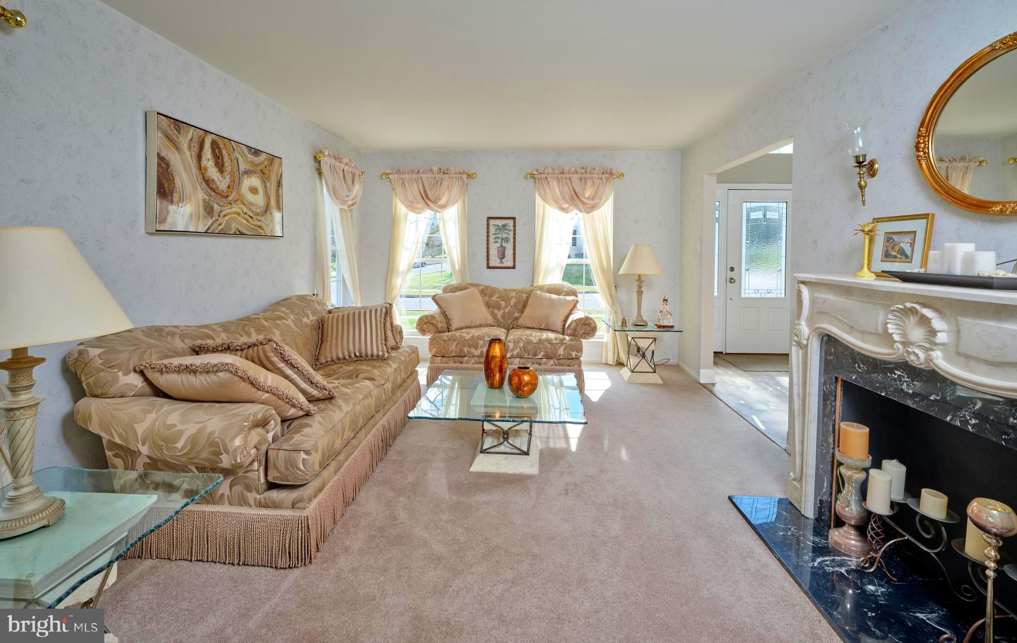 IDLEWOOD - Residential