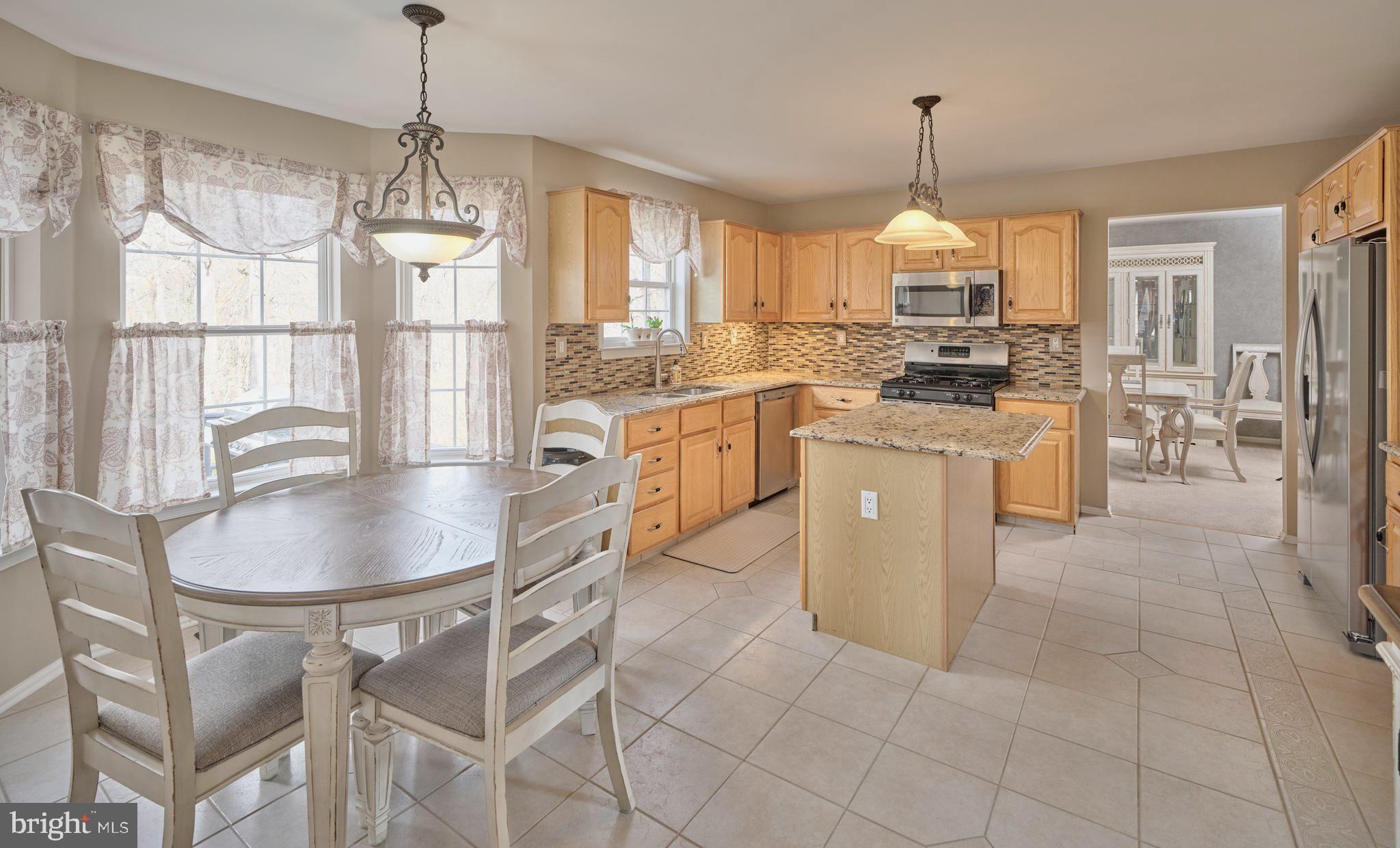 IDLEWOOD - Residential