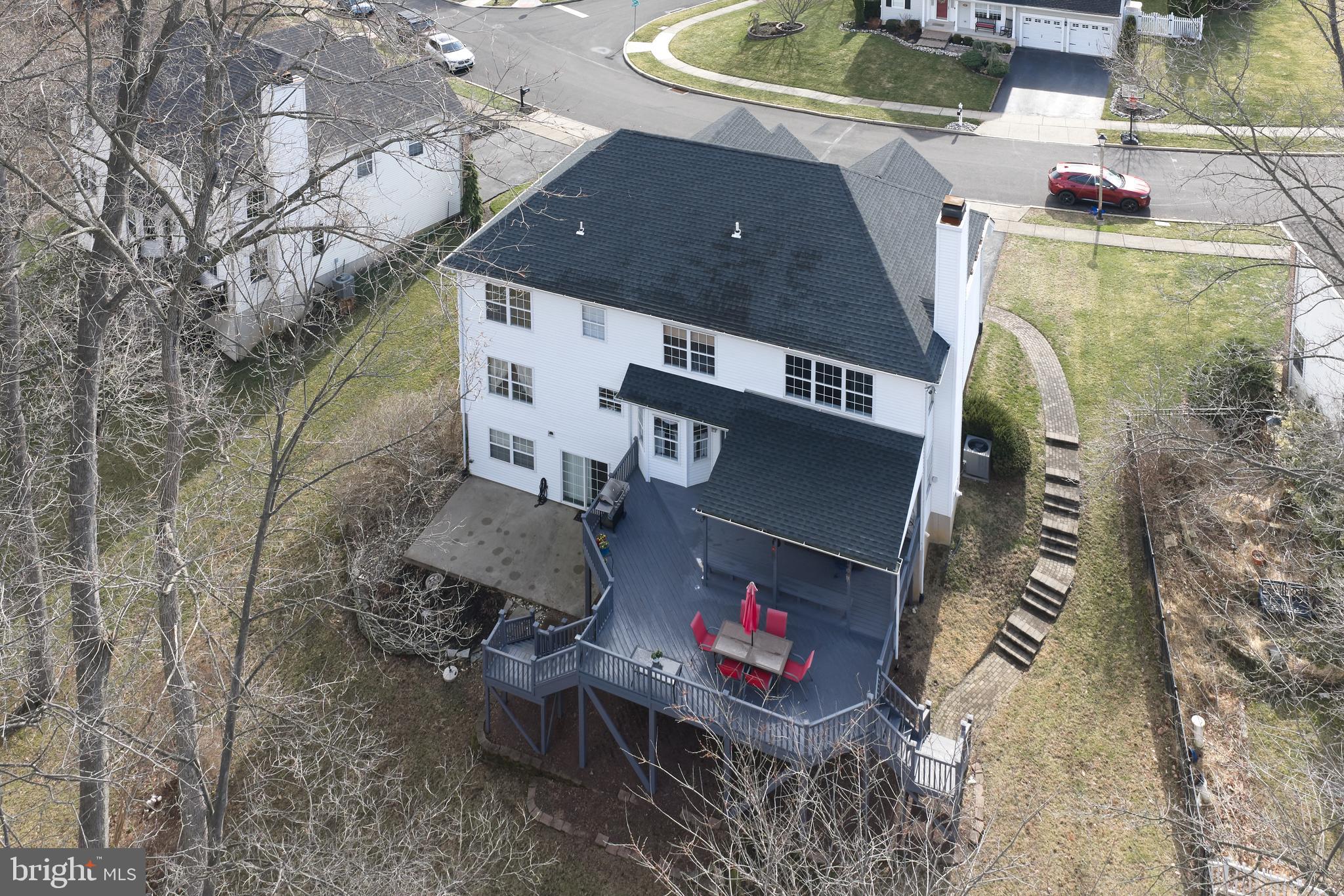 IDLEWOOD - Residential