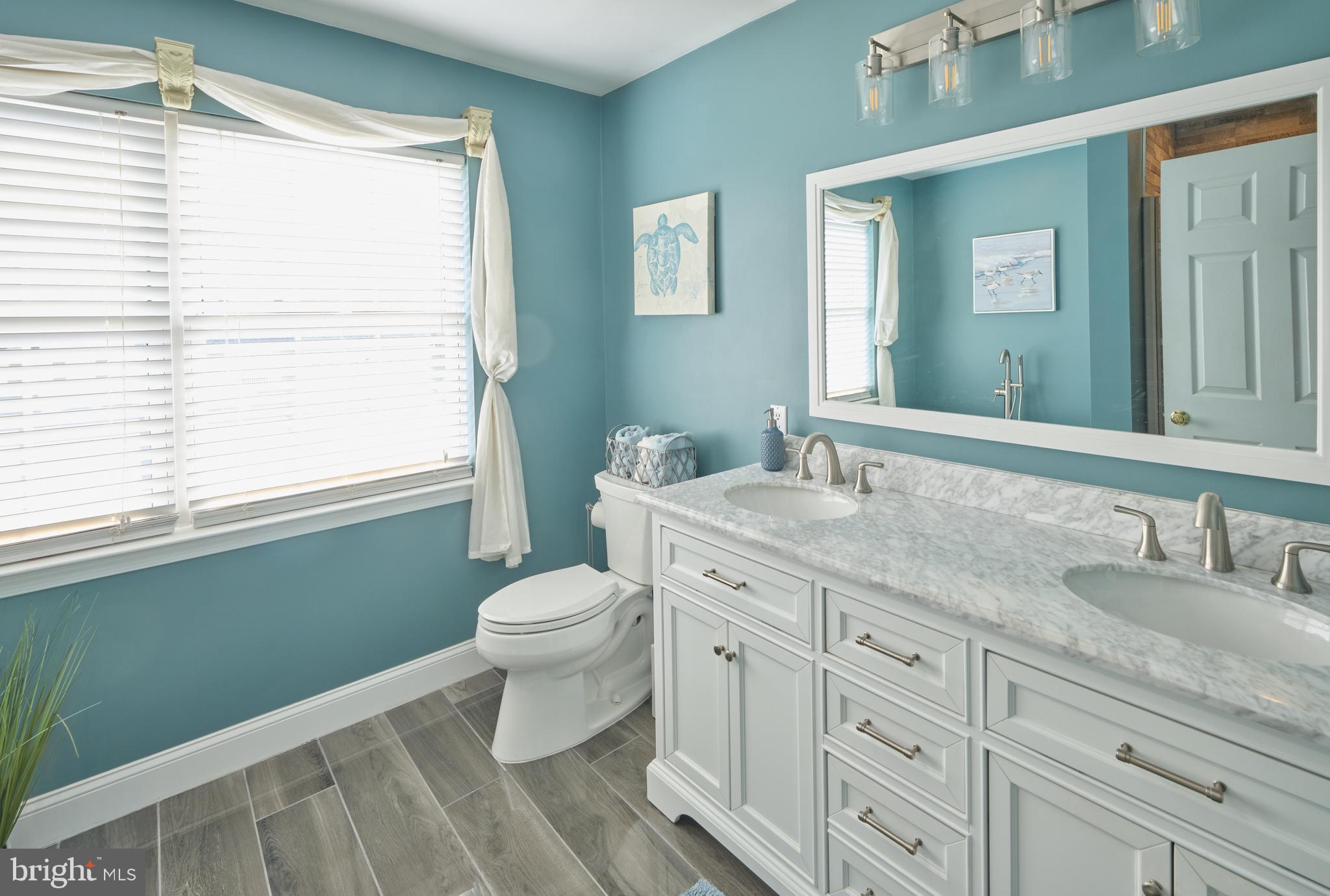 IDLEWOOD - Residential