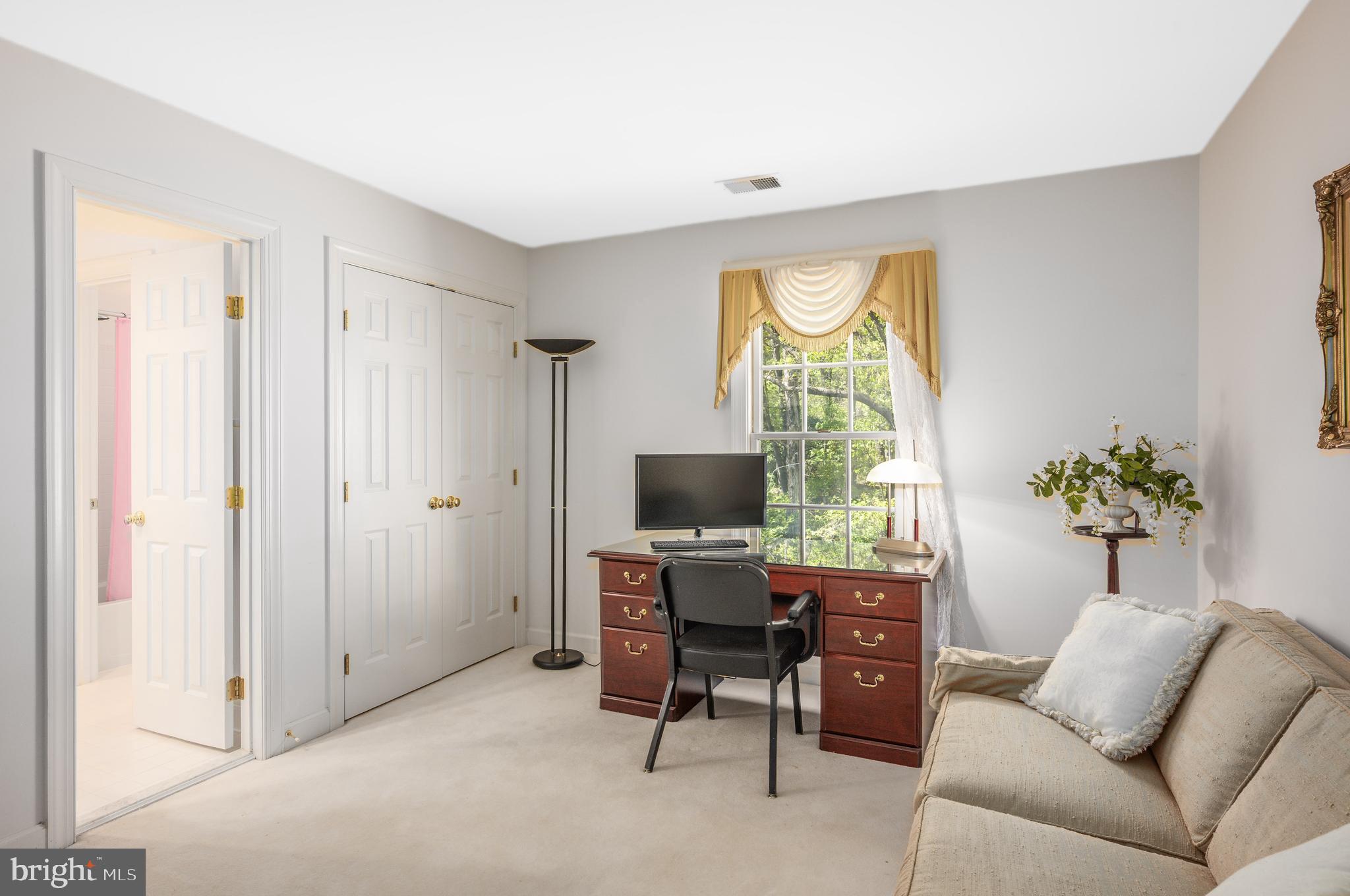 PINEY GLEN VILLAGE - Residential