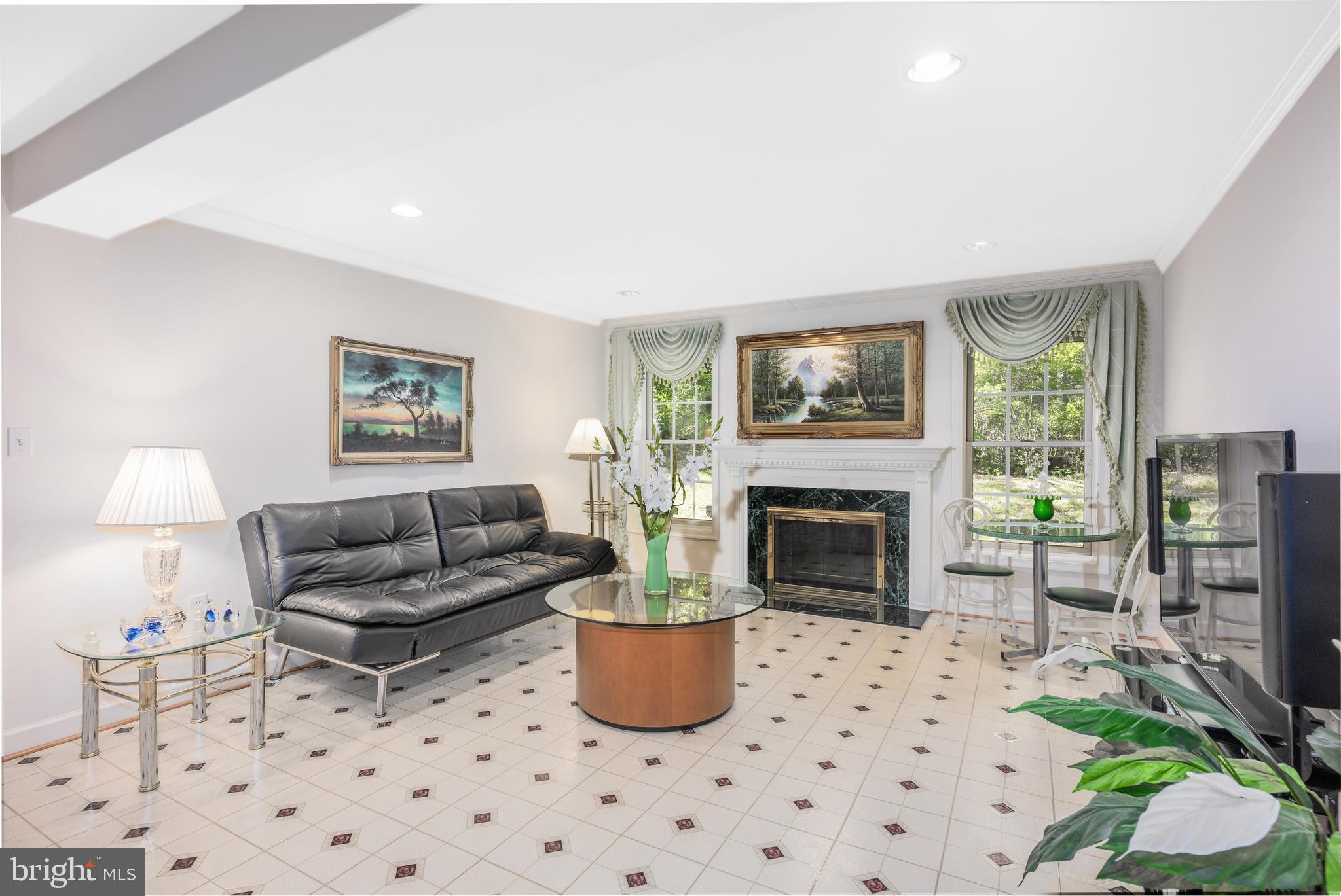 PINEY GLEN VILLAGE - Residential