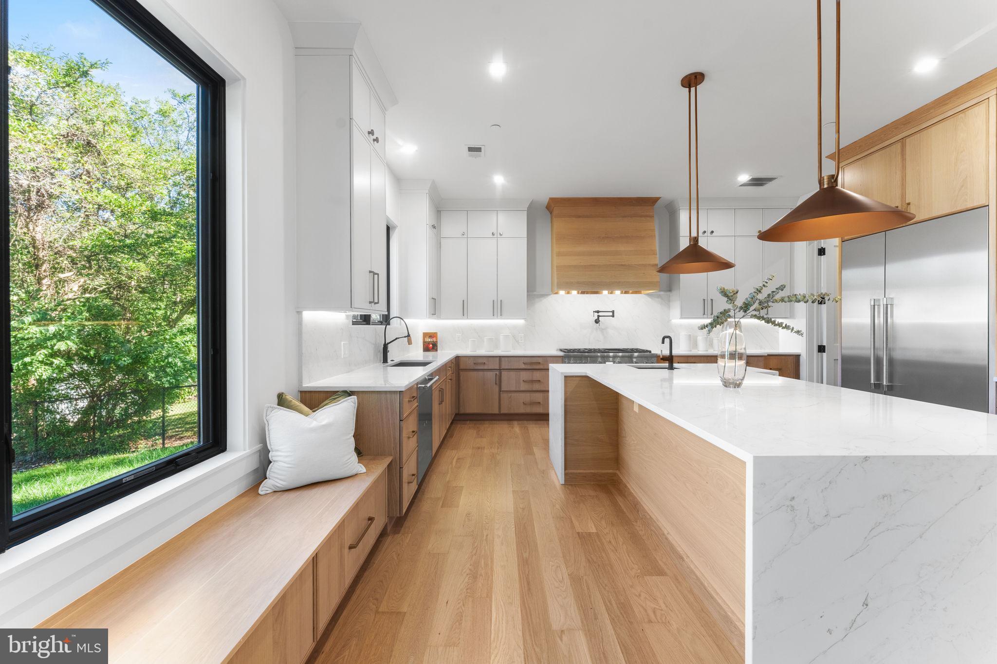 WOODHAVEN - Residential