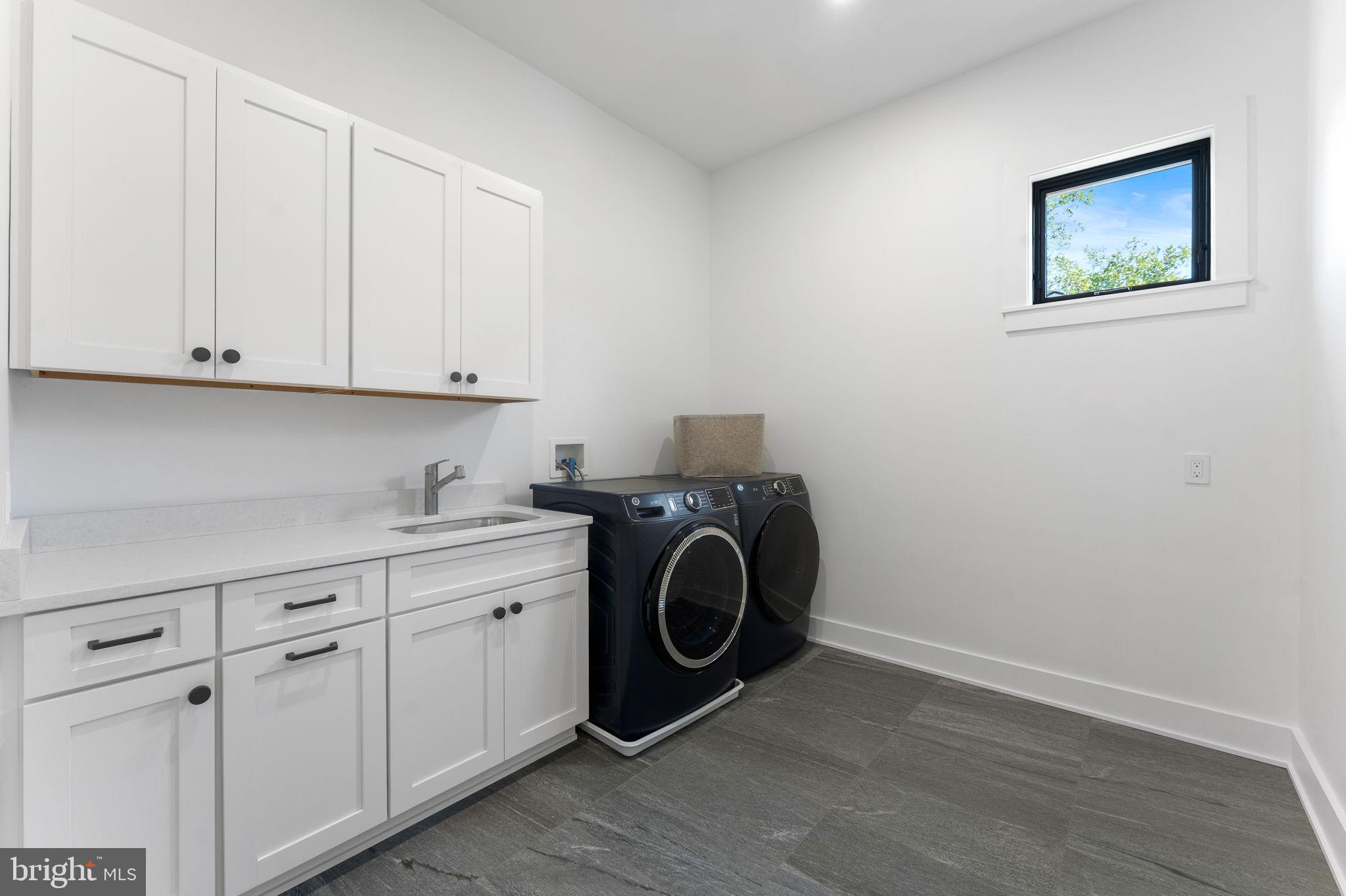 WOODHAVEN - Residential