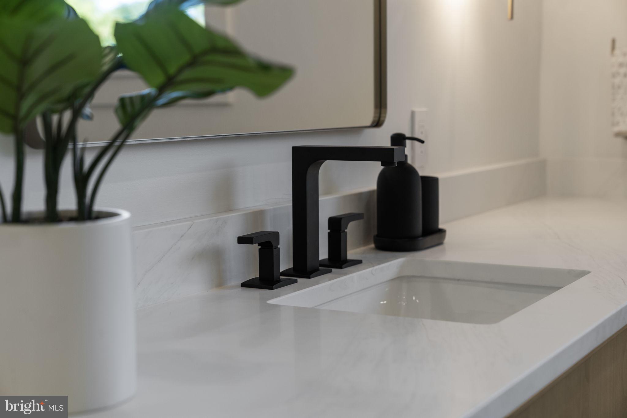 WOODHAVEN - Residential