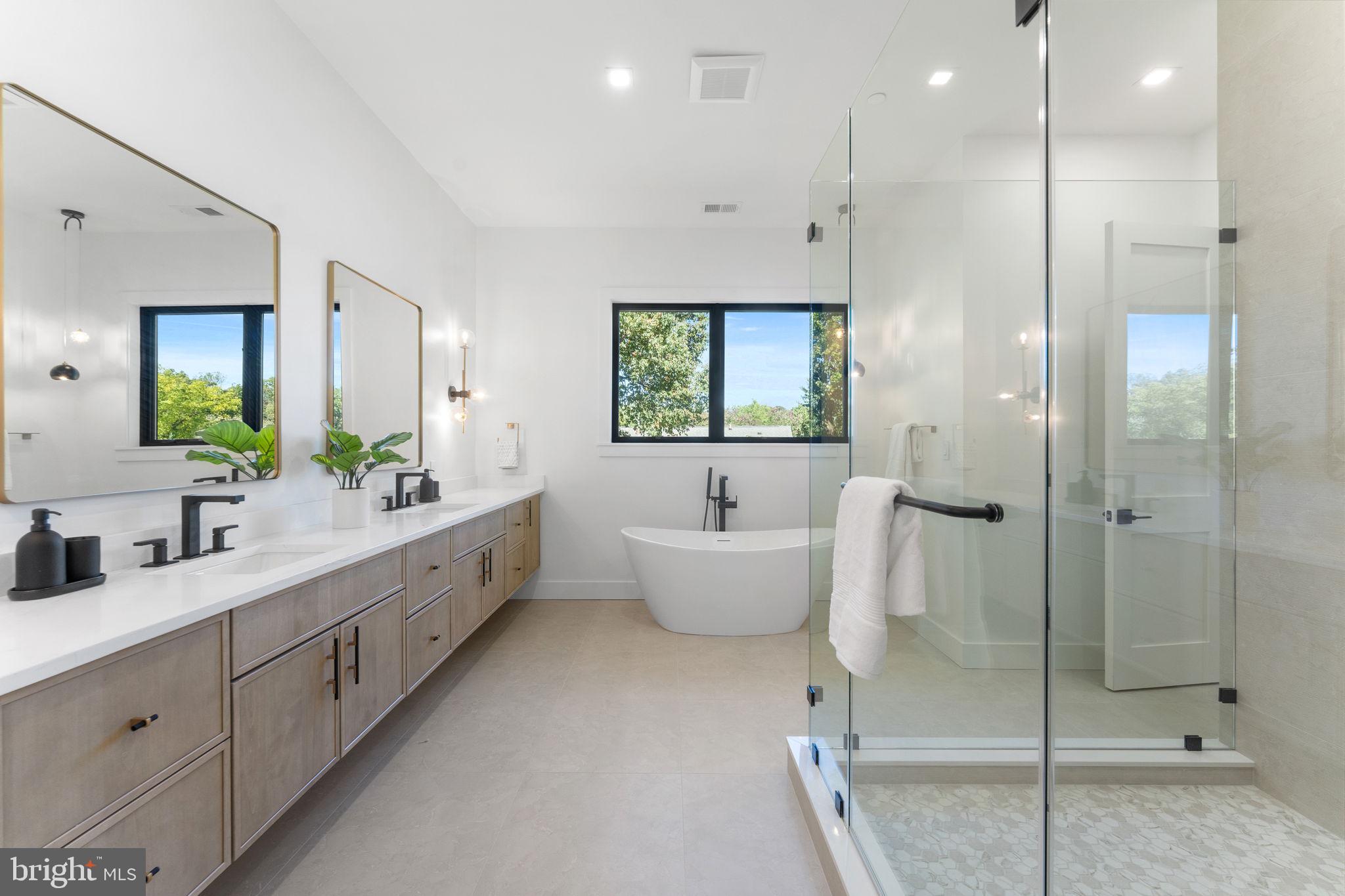 WOODHAVEN - Residential