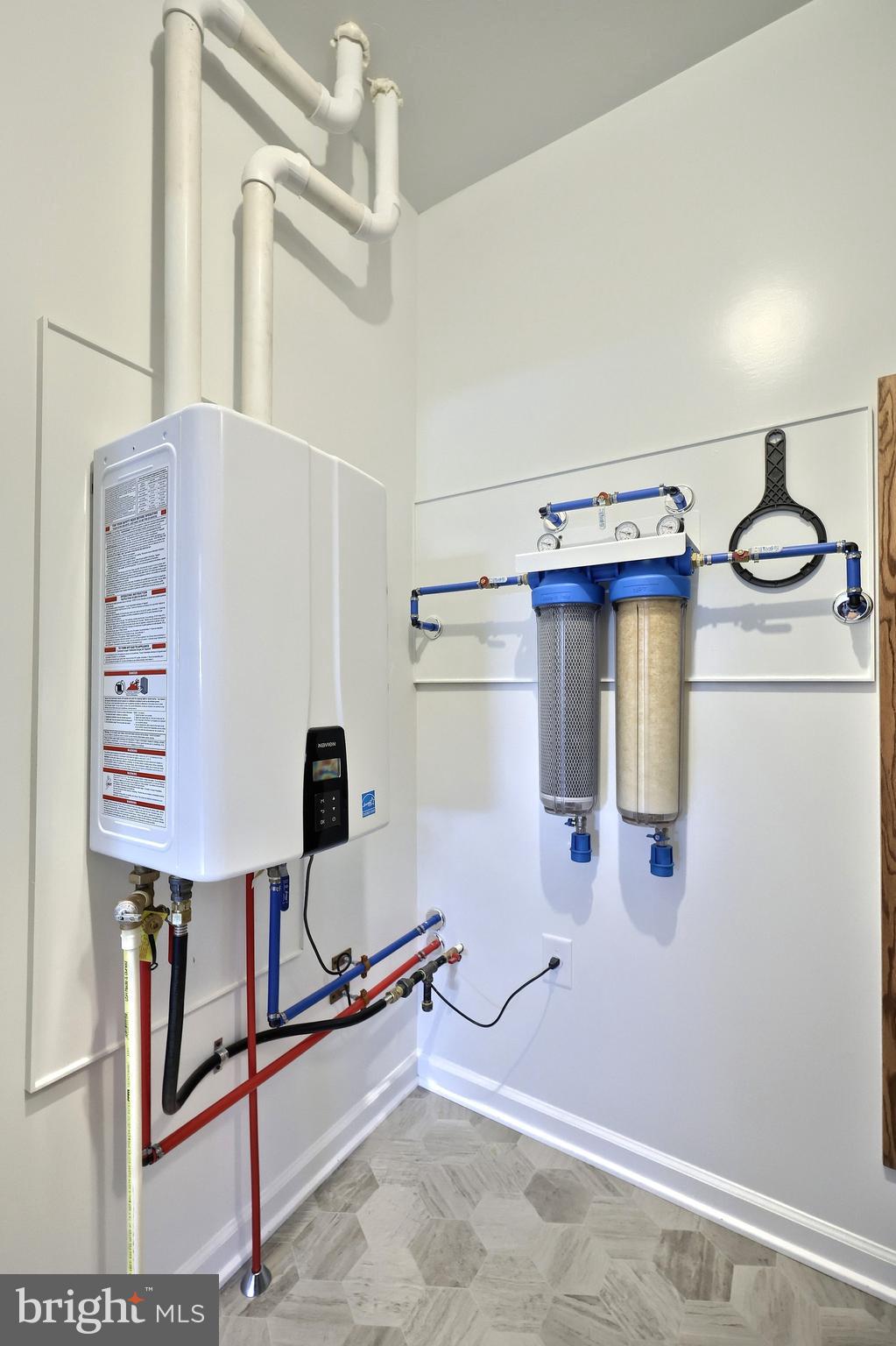 MAYBERRY AT MASON DIXON - Residential