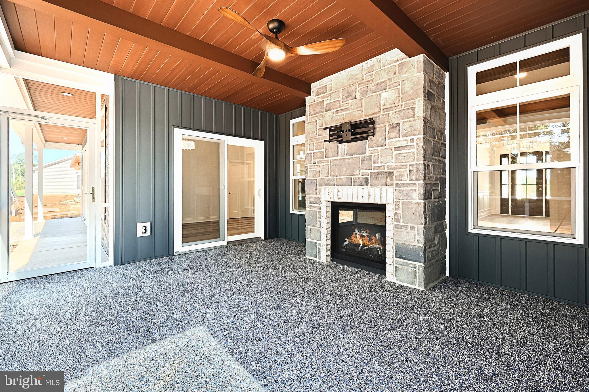 MAYBERRY AT MASON DIXON - Residential