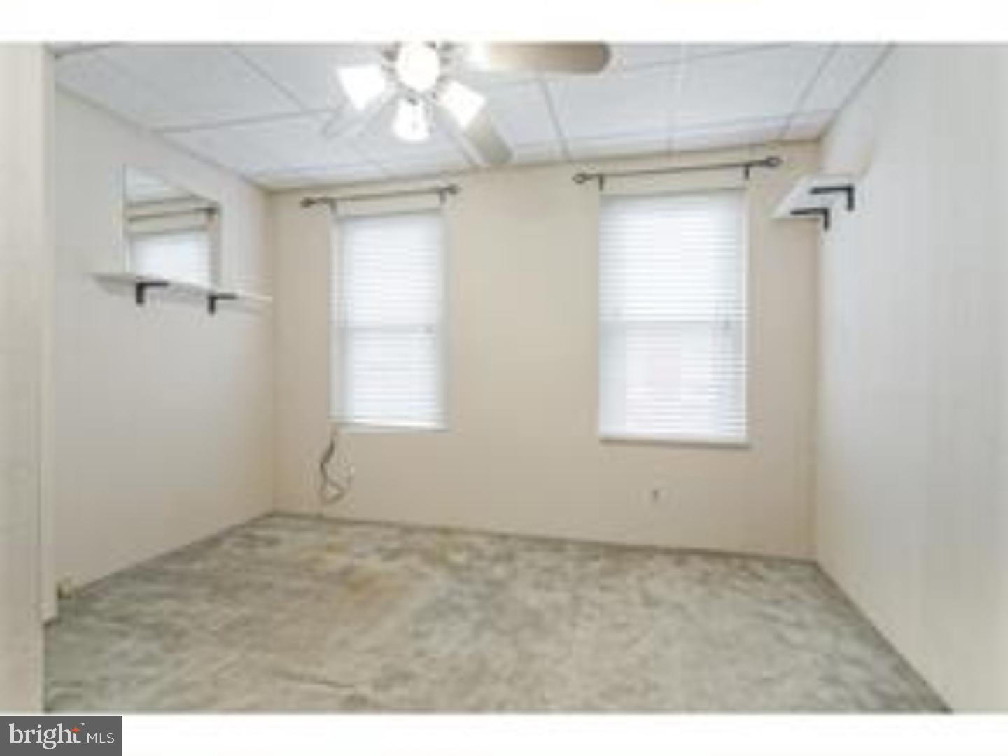 PORT RICHMOND - Residential Lease