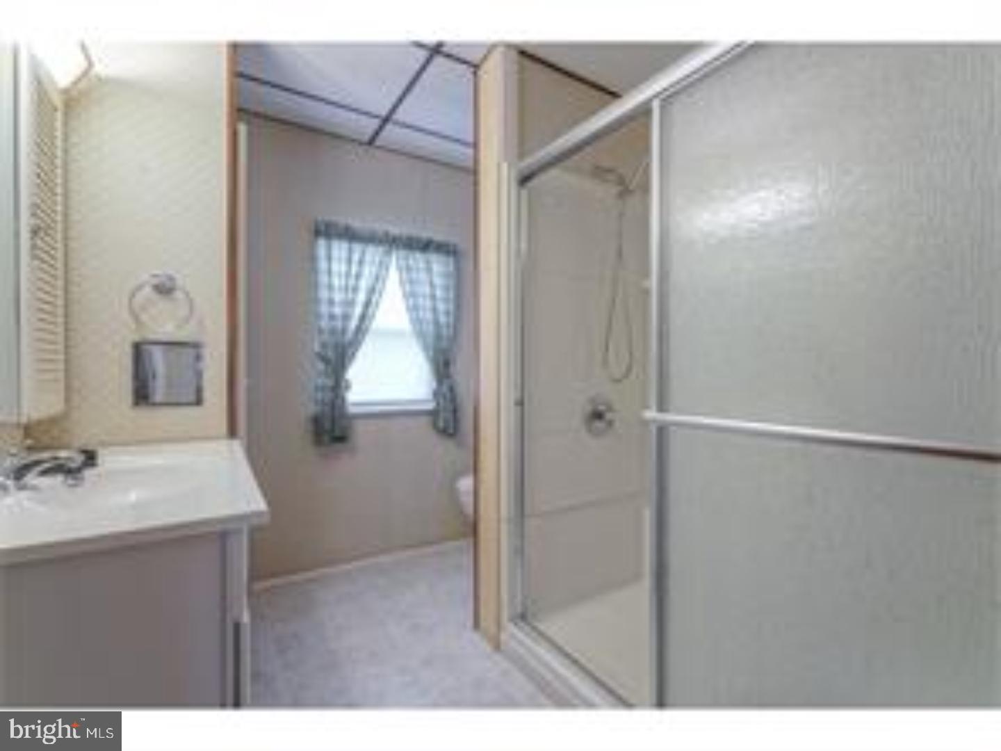 PORT RICHMOND - Residential Lease
