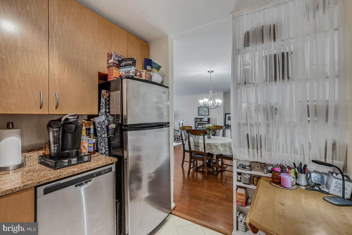 WHITEHALL - Residential