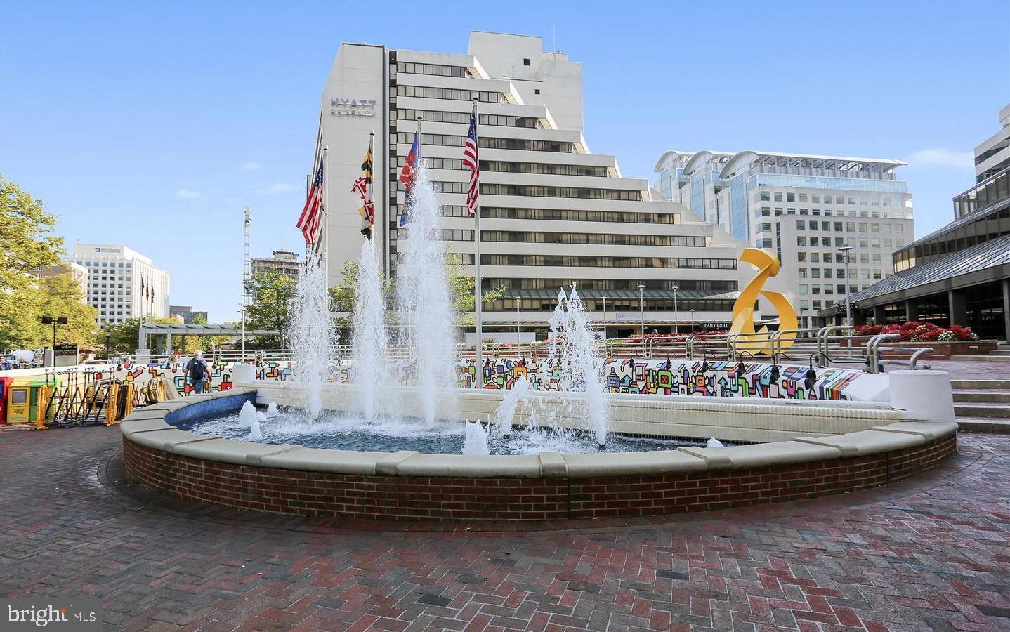 WHITEHALL - Residential