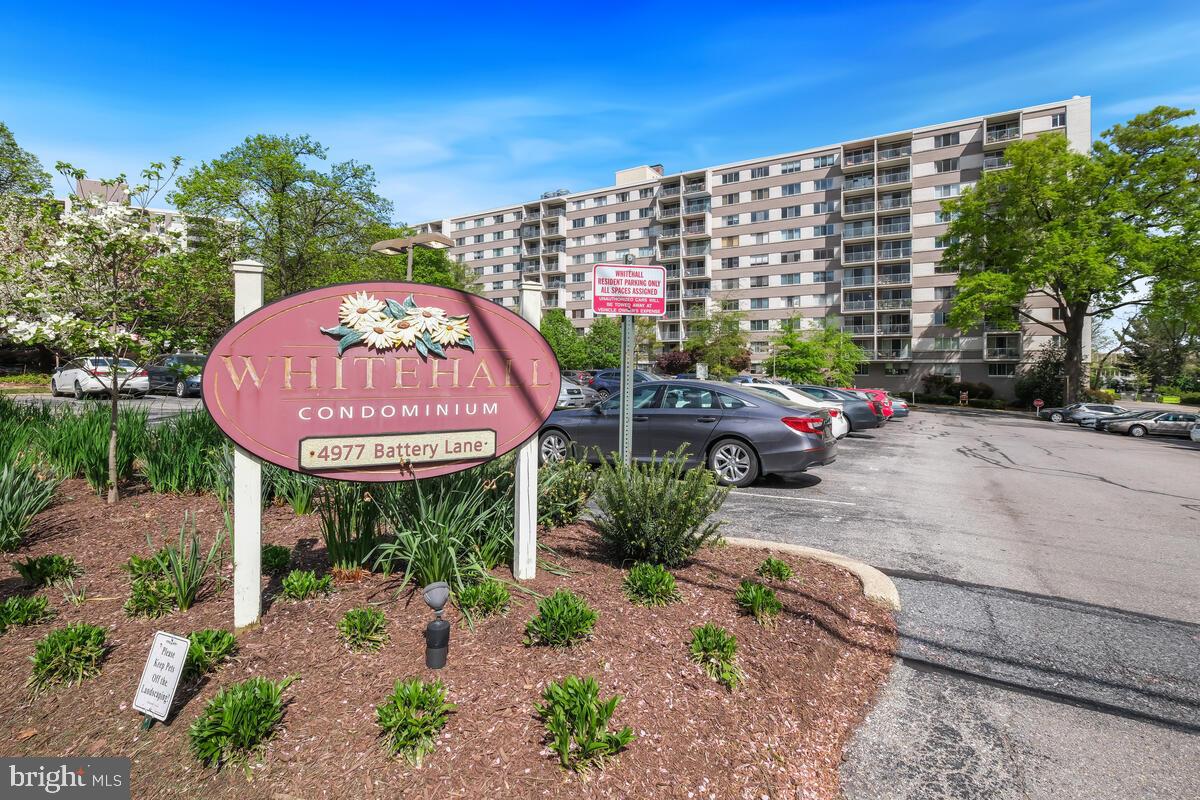 WHITEHALL - Residential