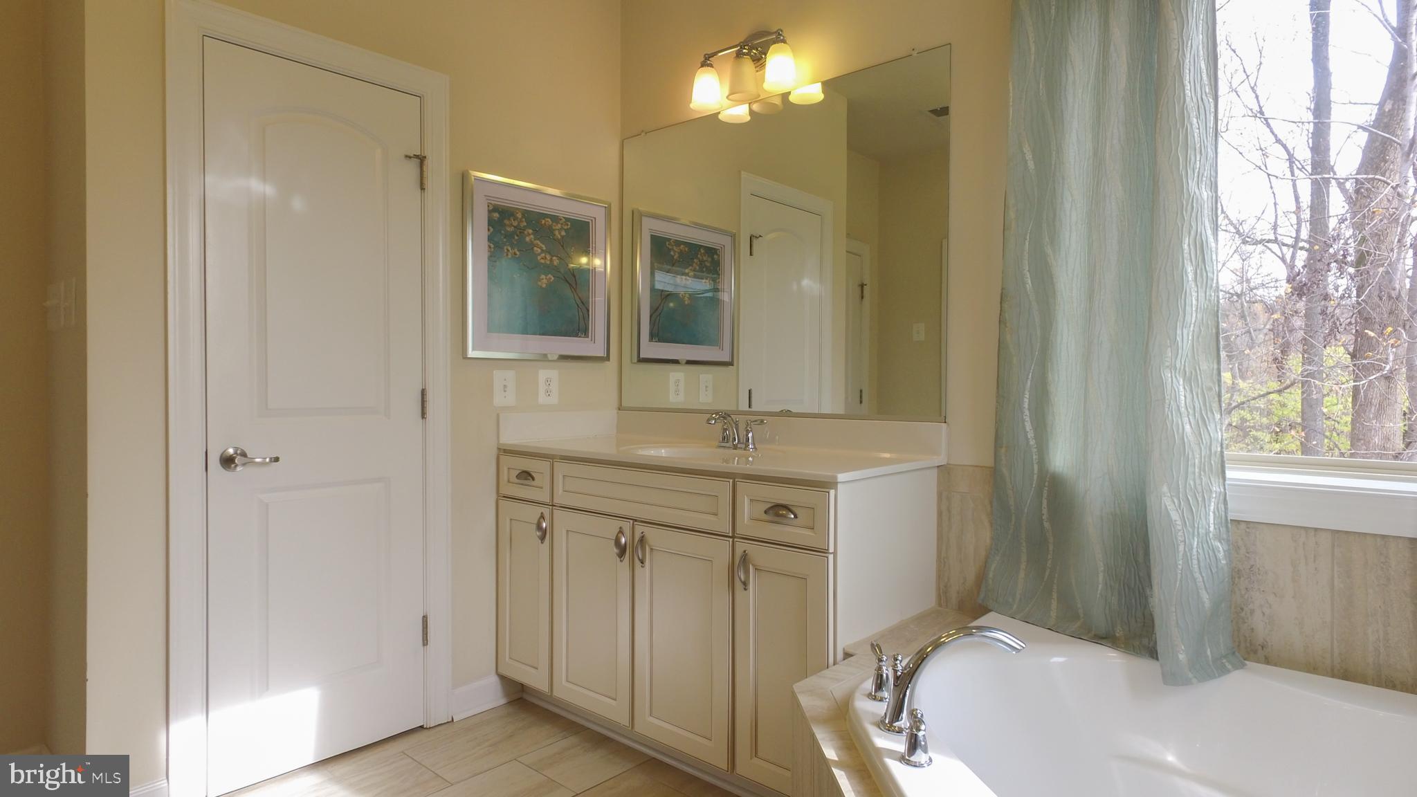 BALMORAL - Residential