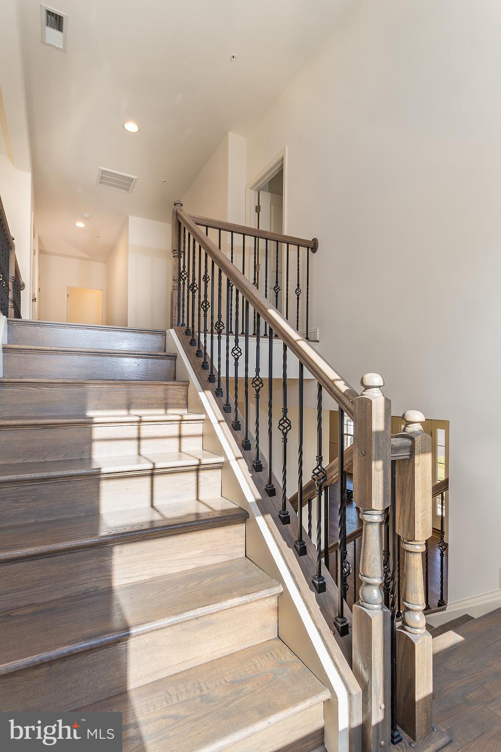 THRIFT MANOR-PLAT 1> - Residential