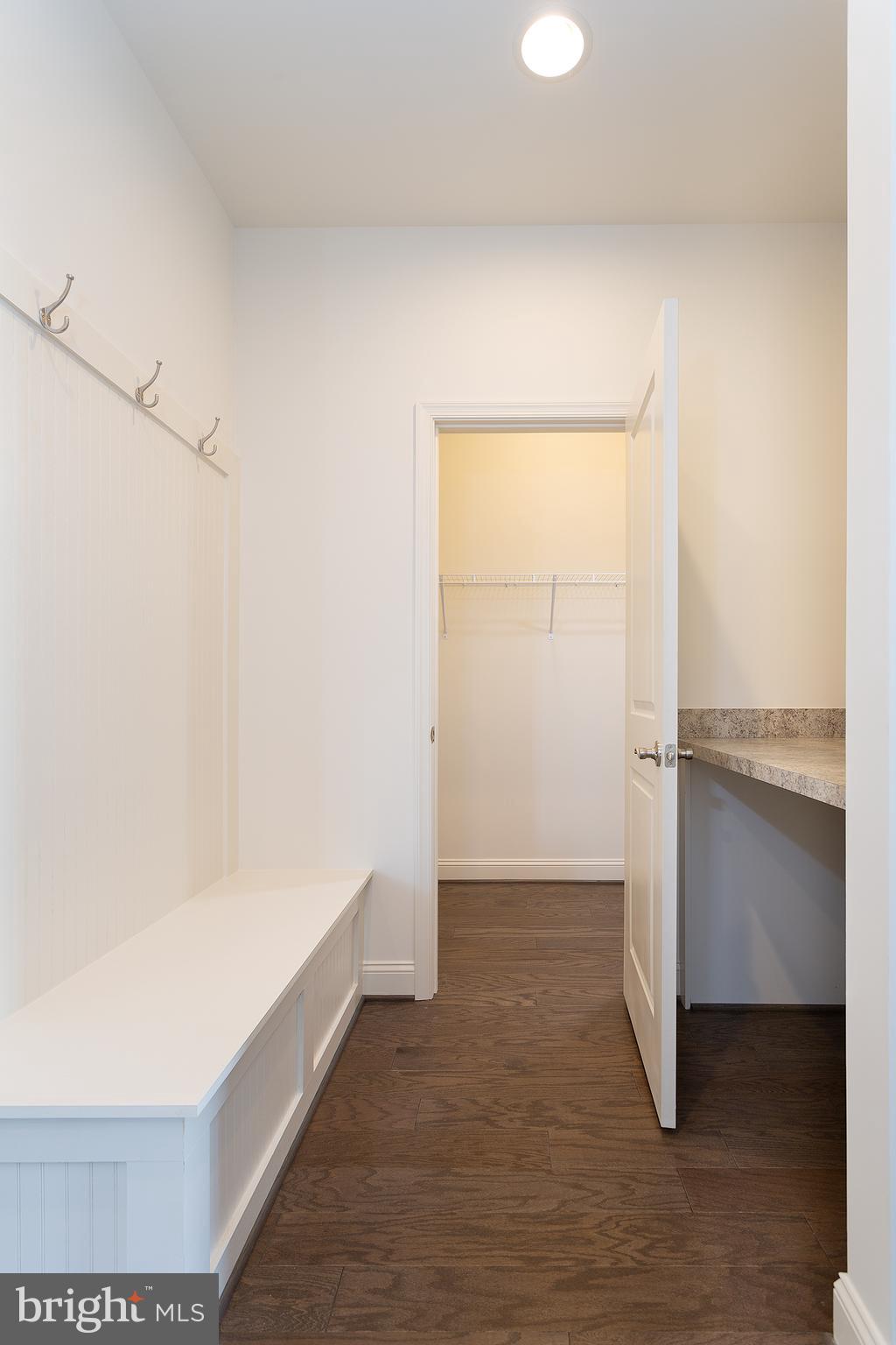 THRIFT MANOR-PLAT 1> - Residential